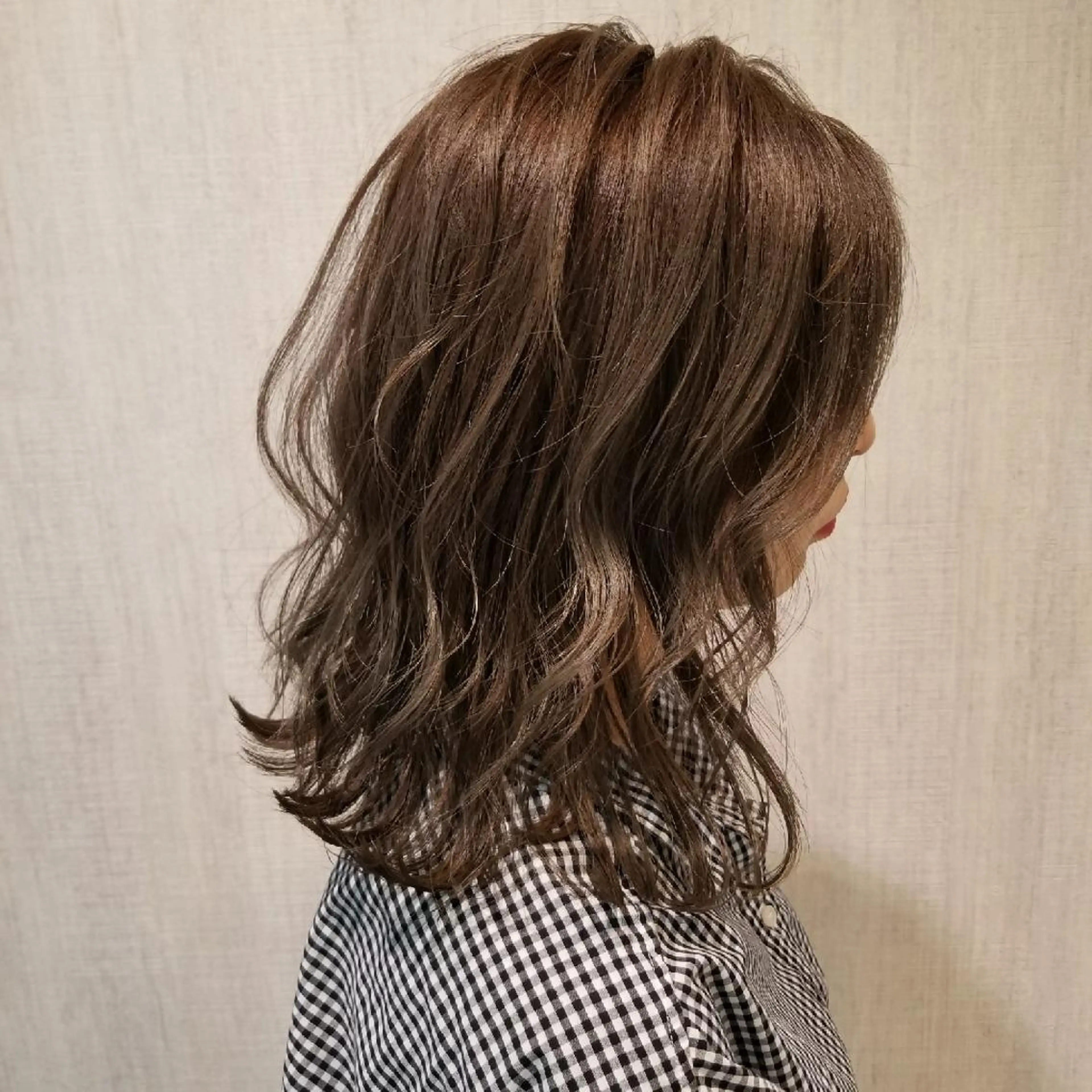 ミディアム ボブ カット ヘアカラー トリートメント レイヤーカット/ 髪質改善/代表西村のヘアスタイル