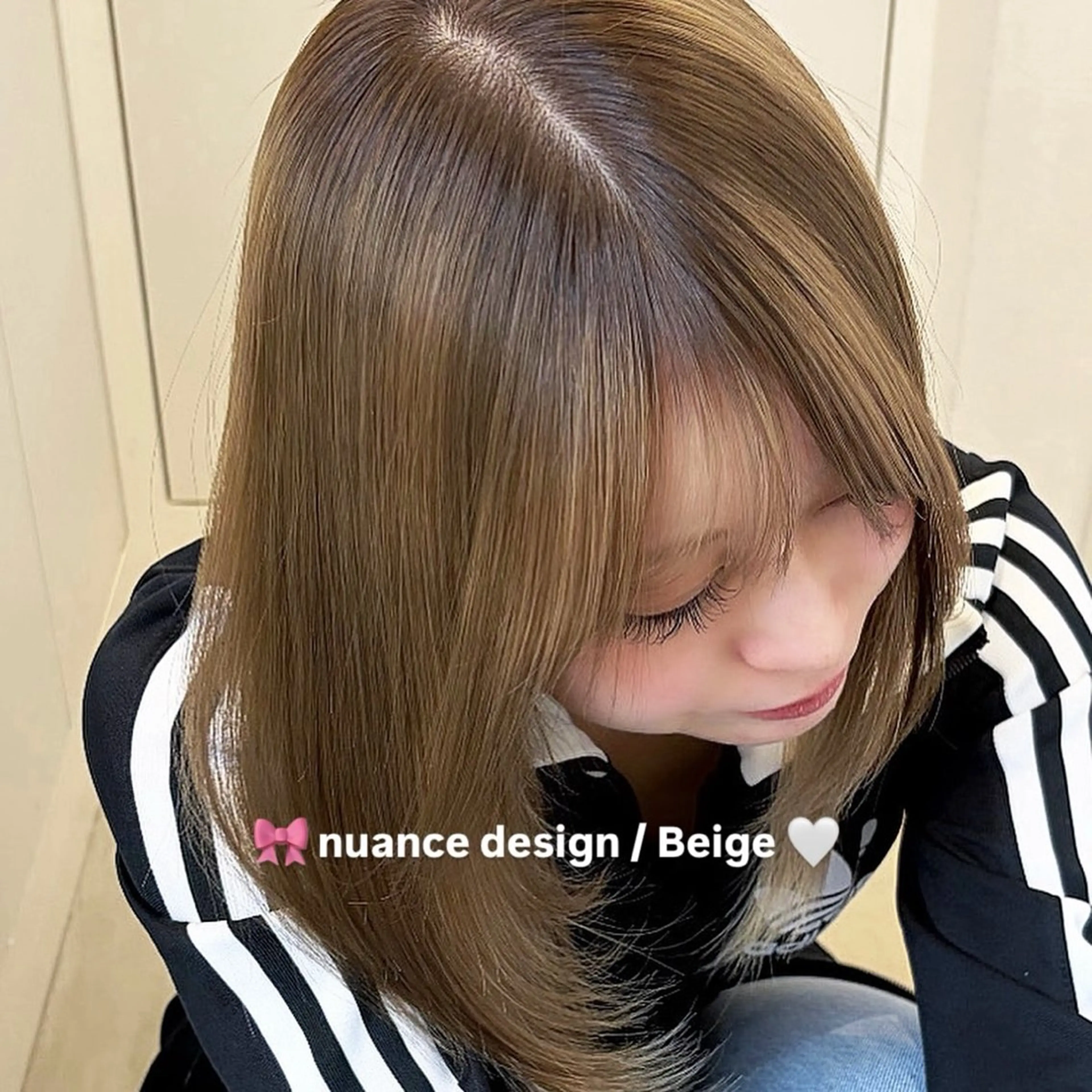 ロング カラー ヘアアレンジ ヘアカラー トリートメント ヘアセット 透け感ベージュ🤎 韓国ヘアtakutoのヘアスタイル