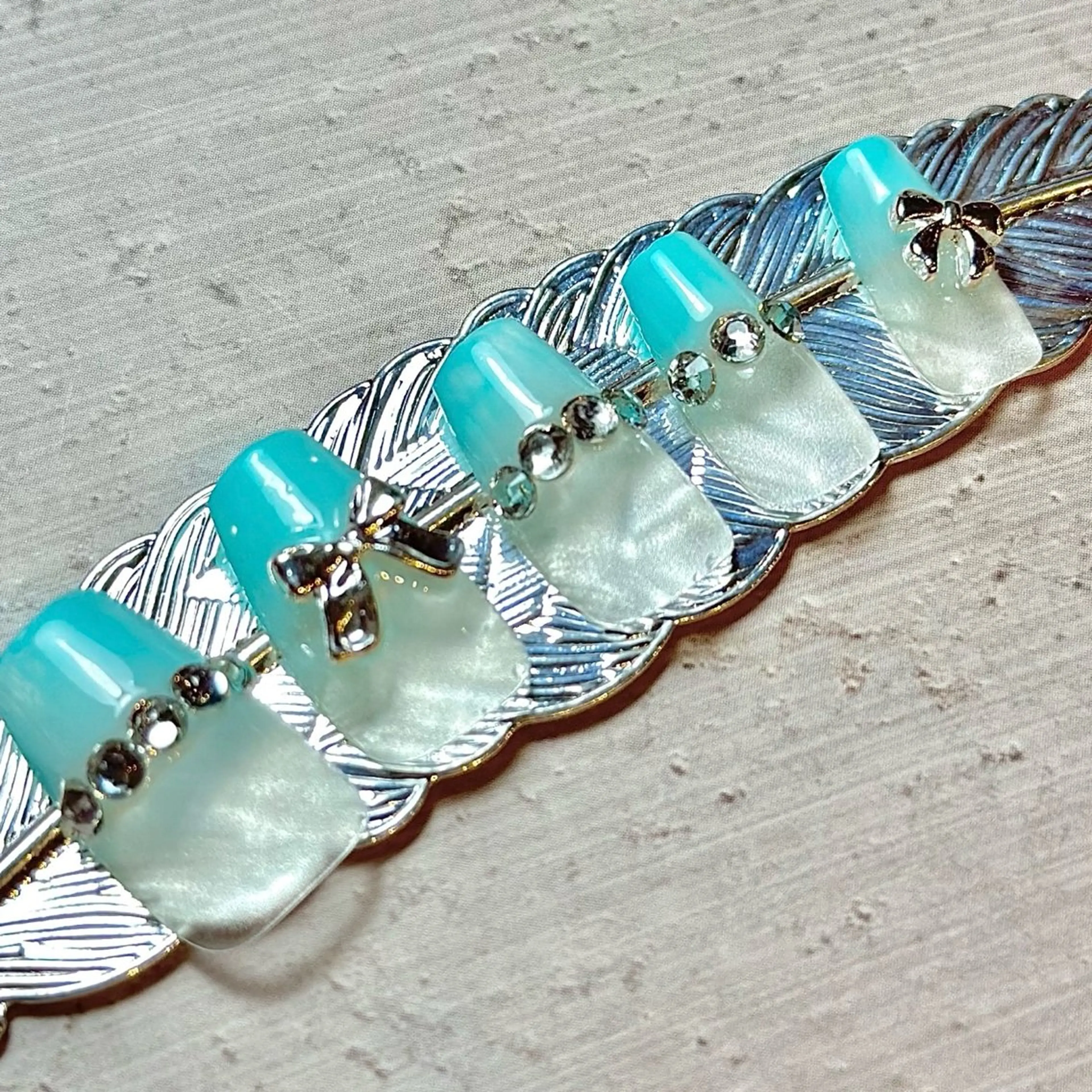 ネイル ピンキー 池田公園店のネイルデザイン