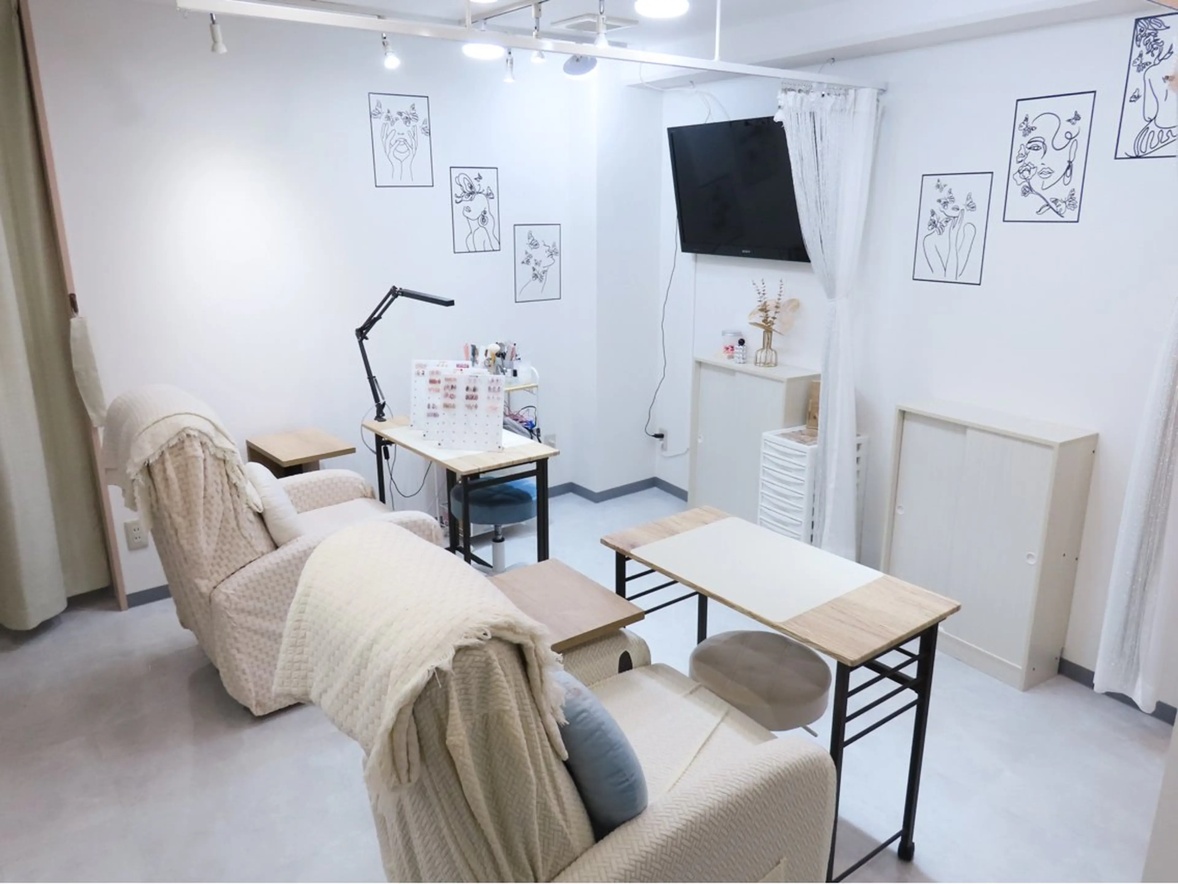 ネイル ネイルサロンクイーン 中野のネイルデザイン