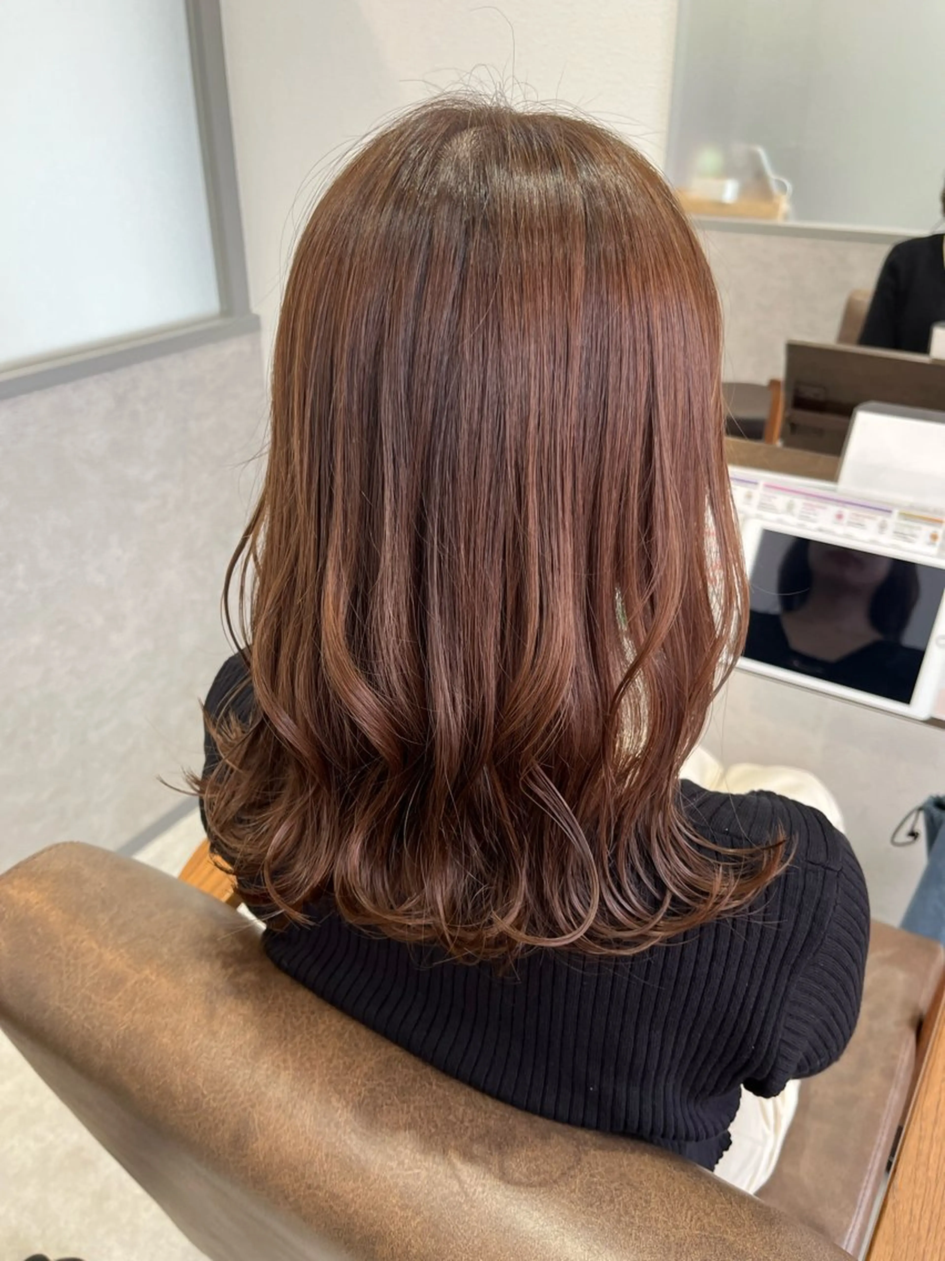 セミロング カット ヘアカラー トリートメント 暖色＊ベージュ ＊くらたあやかのヘアスタイル