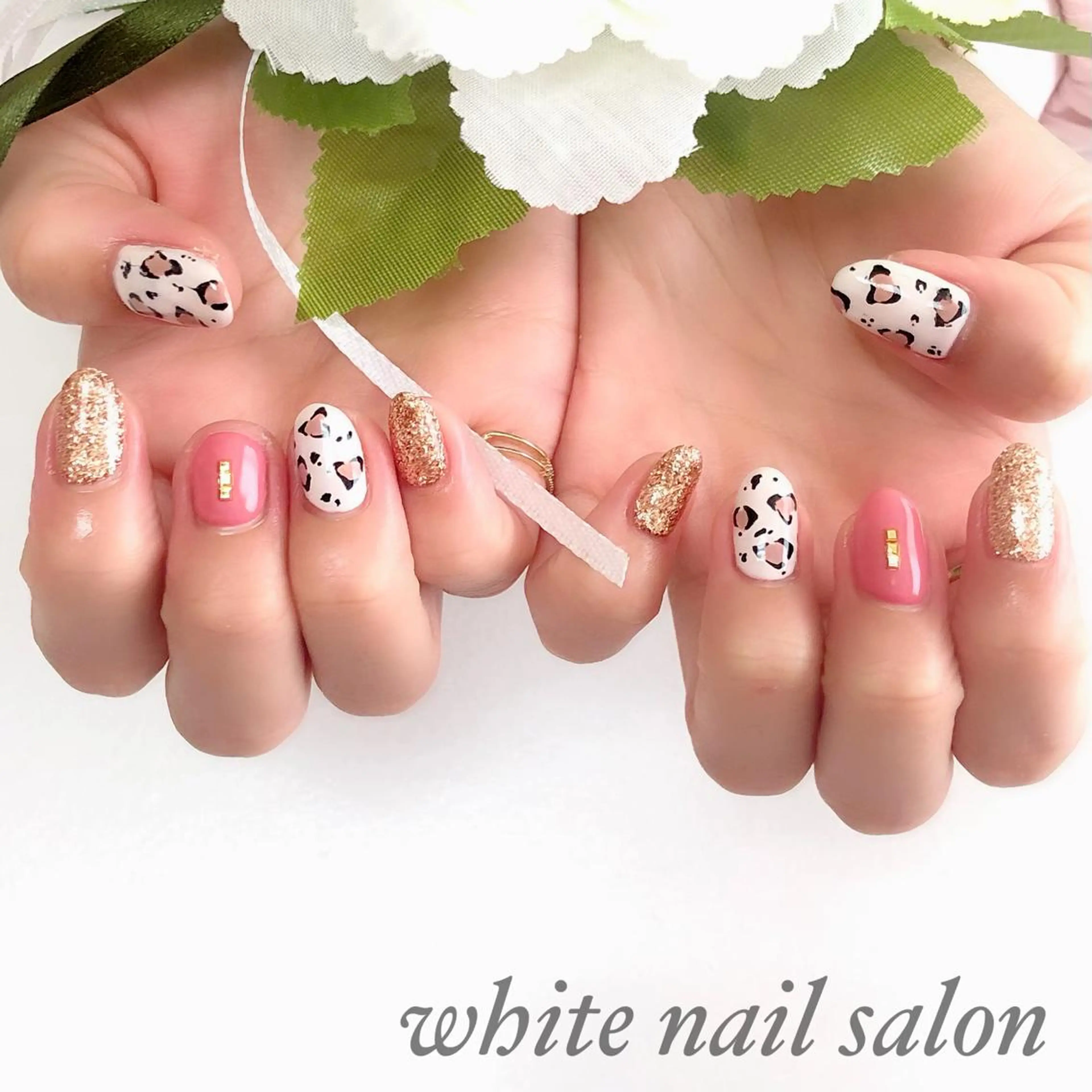 ネイル アートネイル フレンチネイル ジェルネイル ハードジェル 持ち込み ハンドネイル white nail salonのネイルデザイン