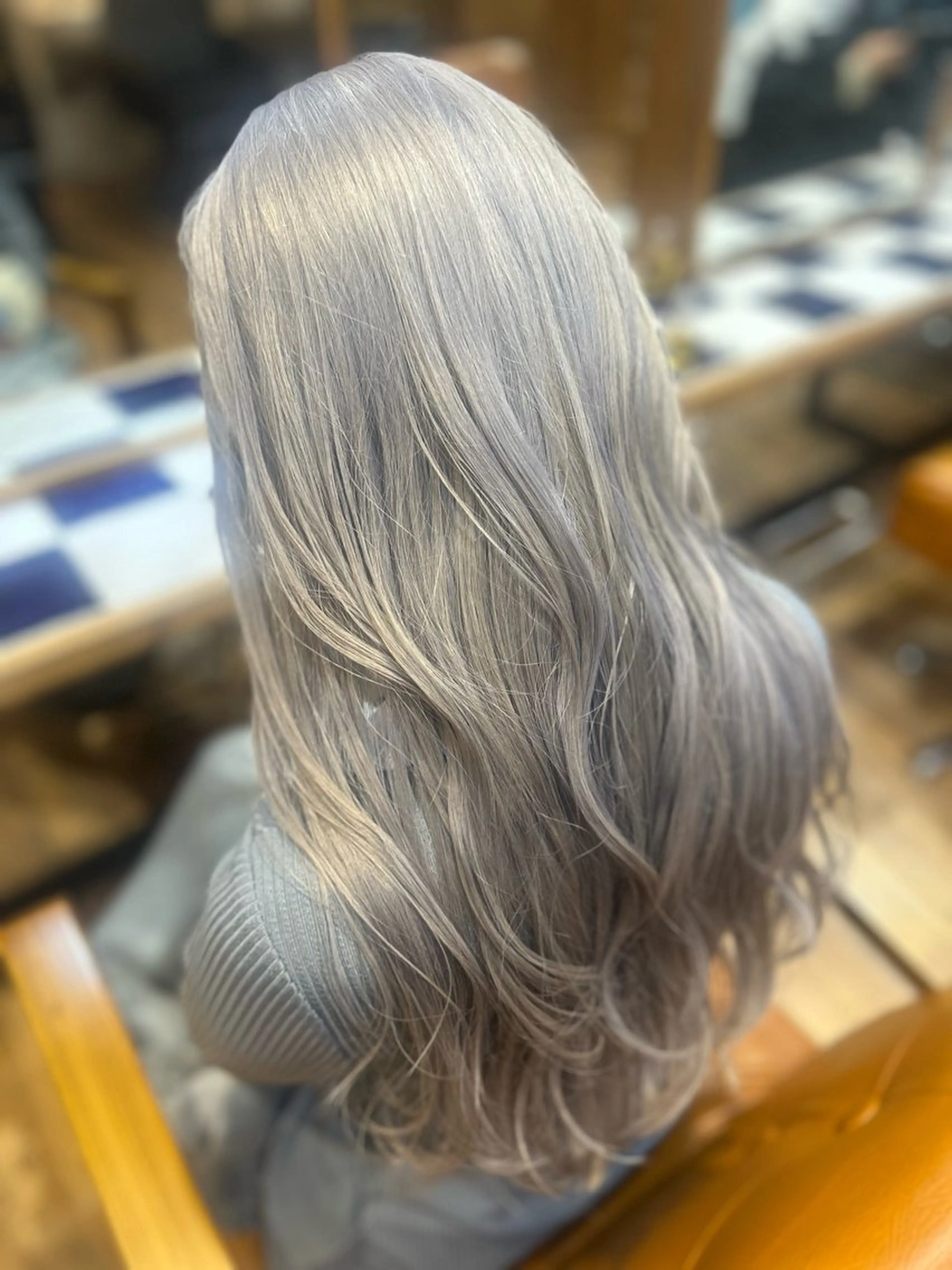ロング カラー ヘアカラー トリートメント 💖カラー/ブリーチ 💖あつやのヘアスタイル