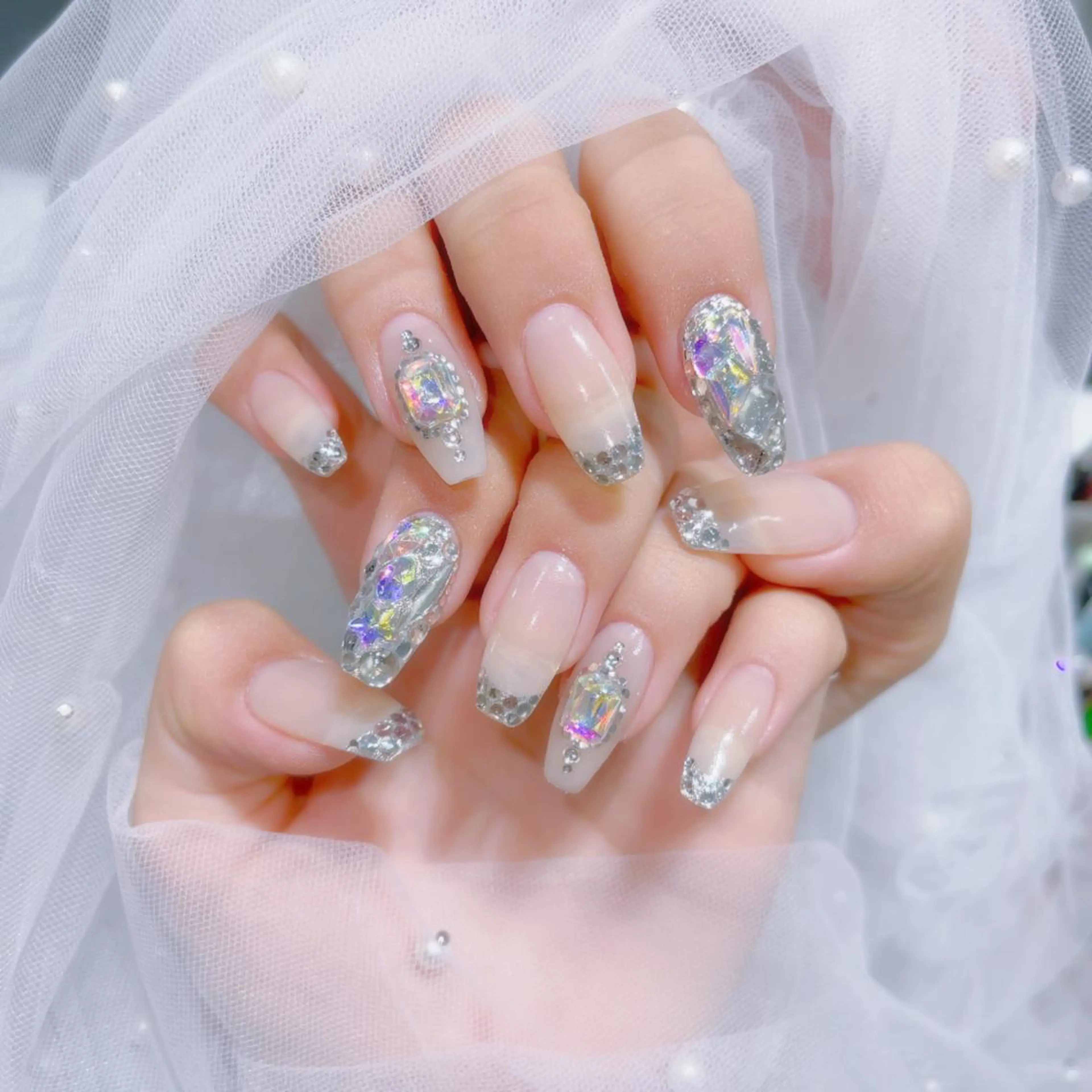 ネイル ハンドネイル Queens ciciのネイルデザイン