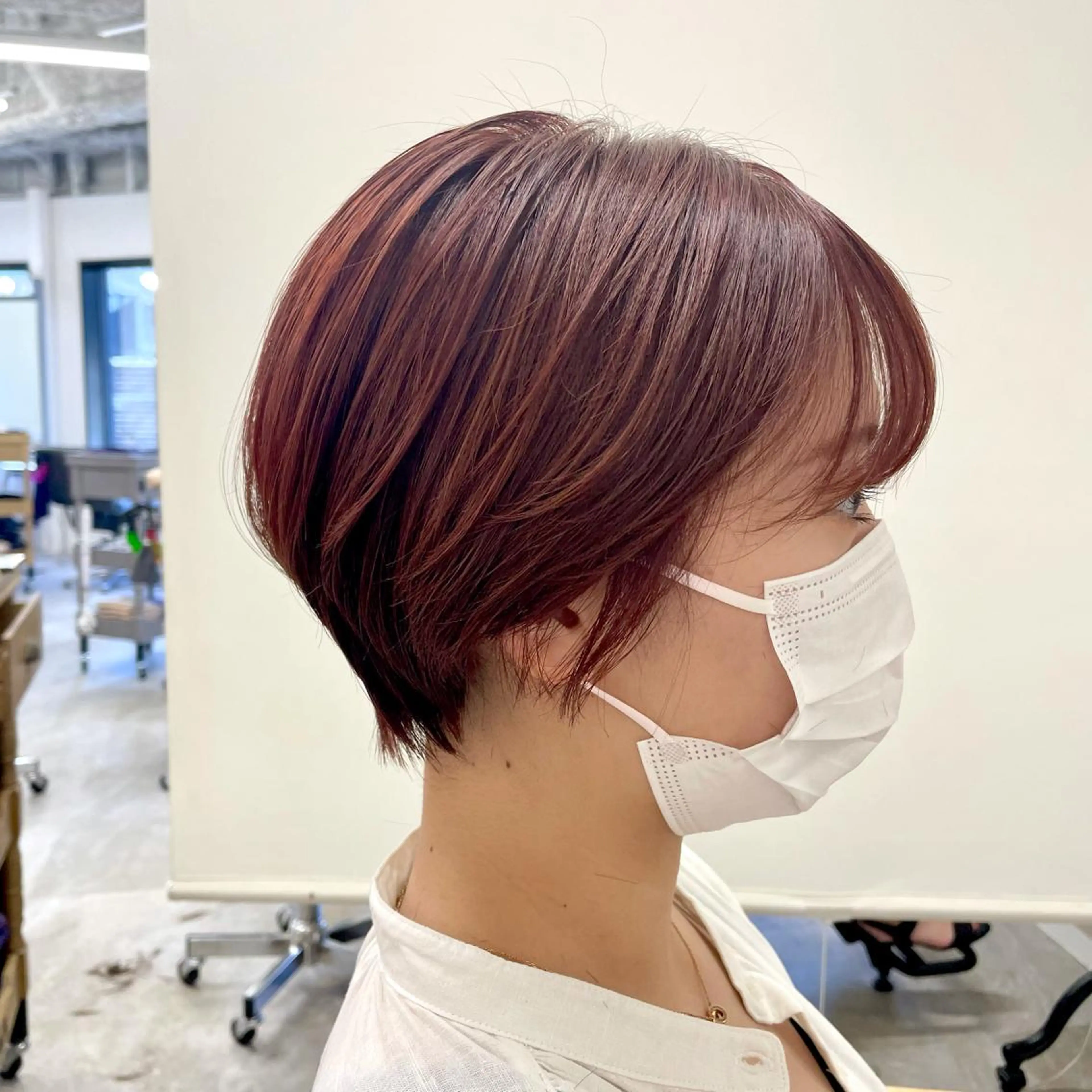 ショート カラー ヘアカラー 肌に馴染む暗髪 梅田・増田のヘアスタイル