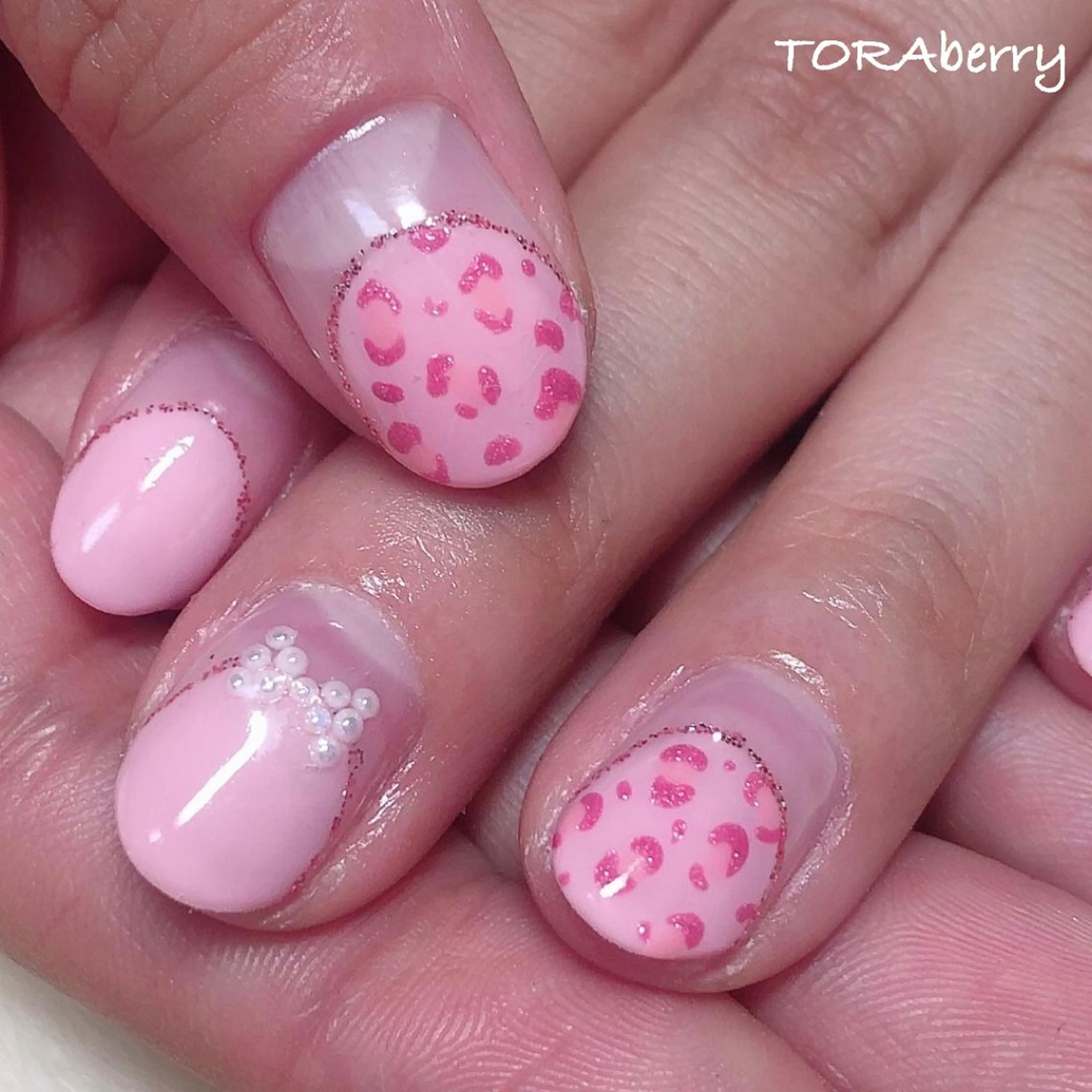 ネイル アニマル柄 ハンドネイル ネイリスト なつみのネイルデザイン