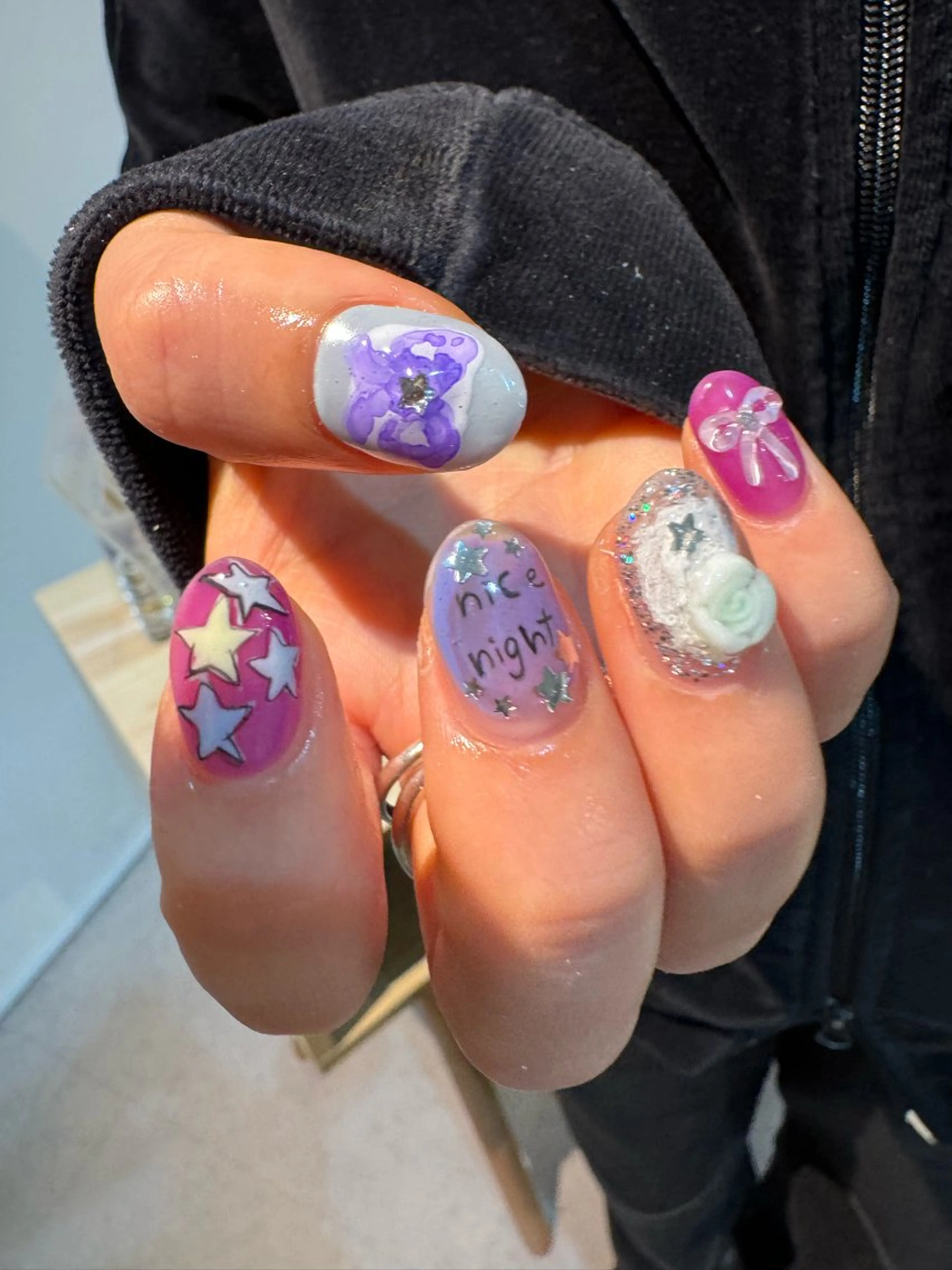 ネイル ハンドネイル AOI✩⡱ y2kネイルのネイルデザイン