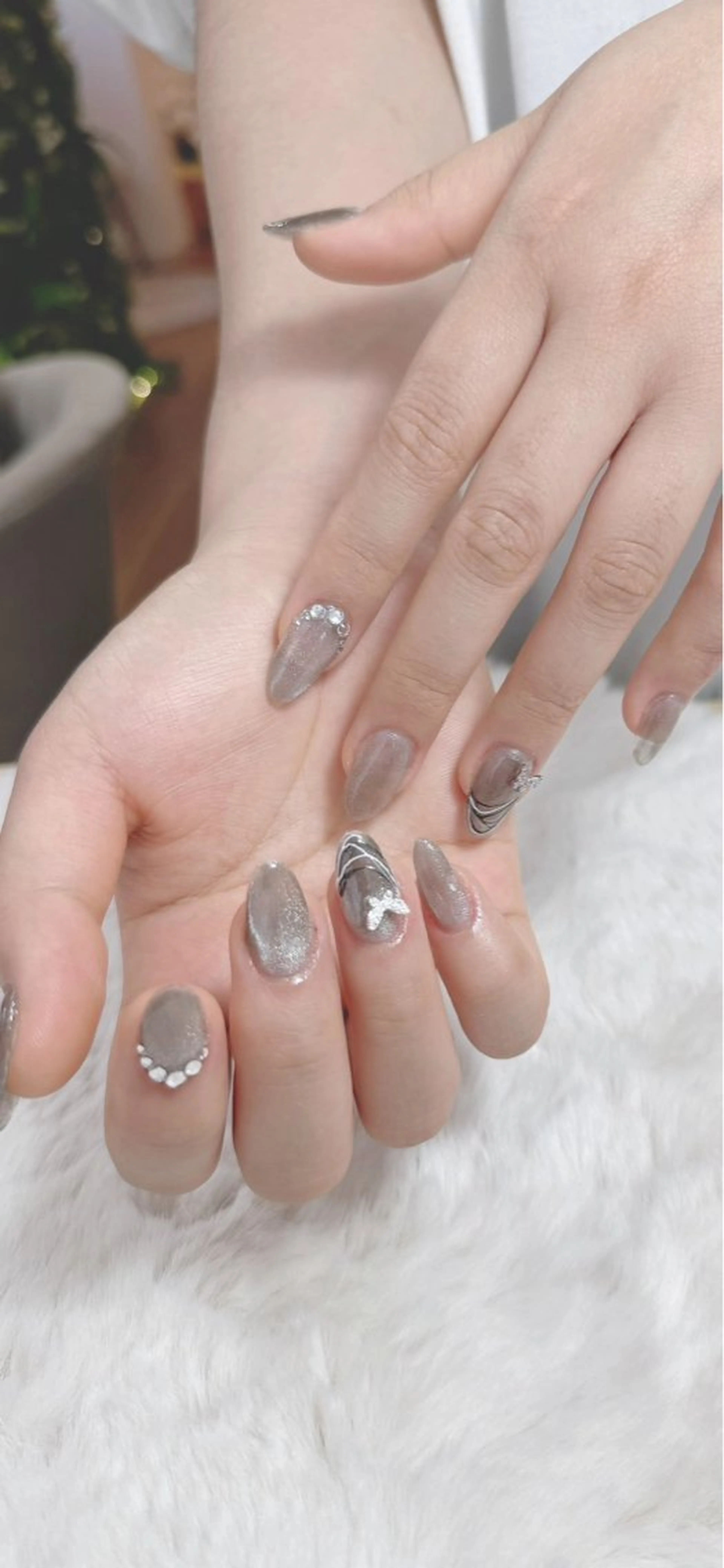 ネイル ピンキー 池田公園店のネイルデザイン