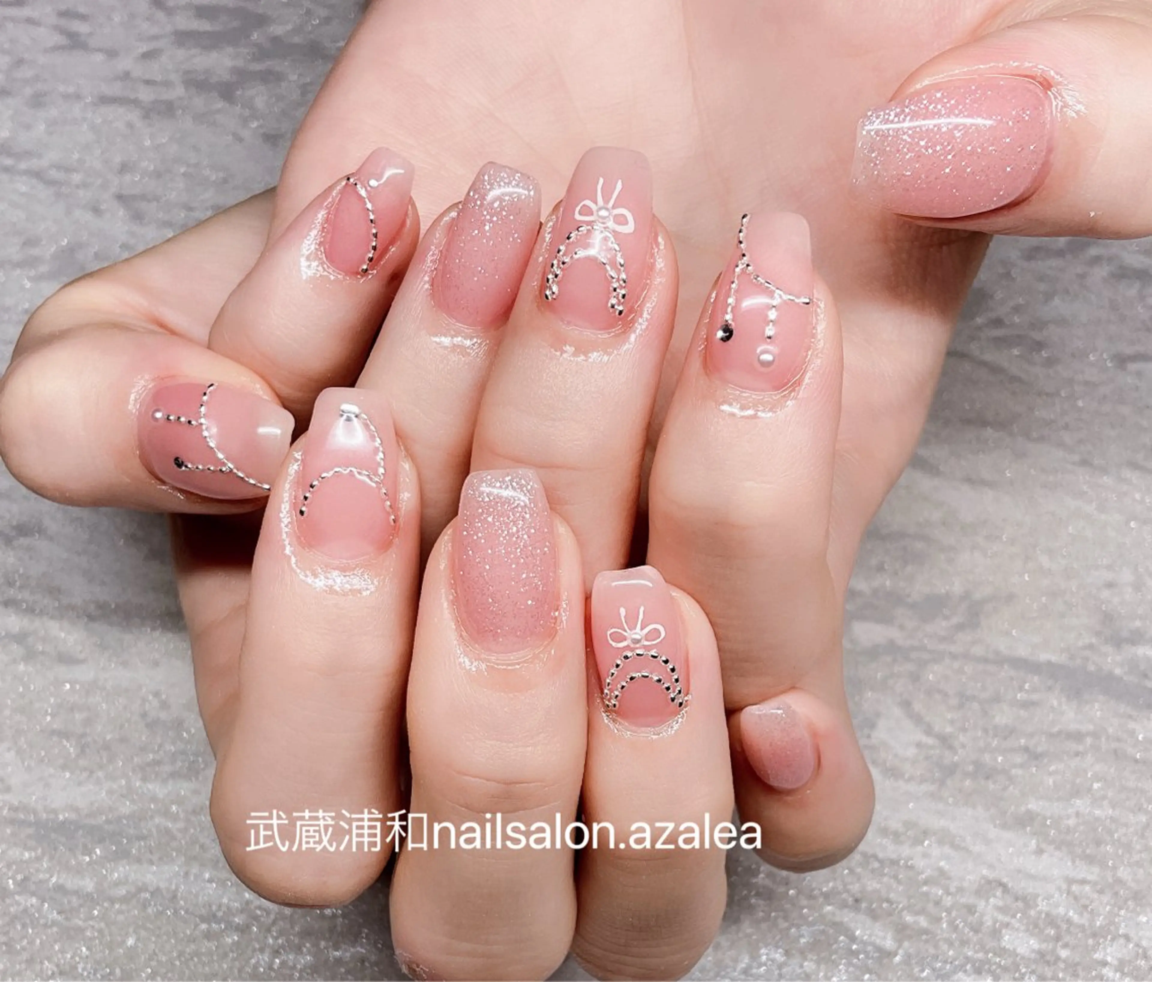 ネイル ハンドネイル R inのネイルデザイン