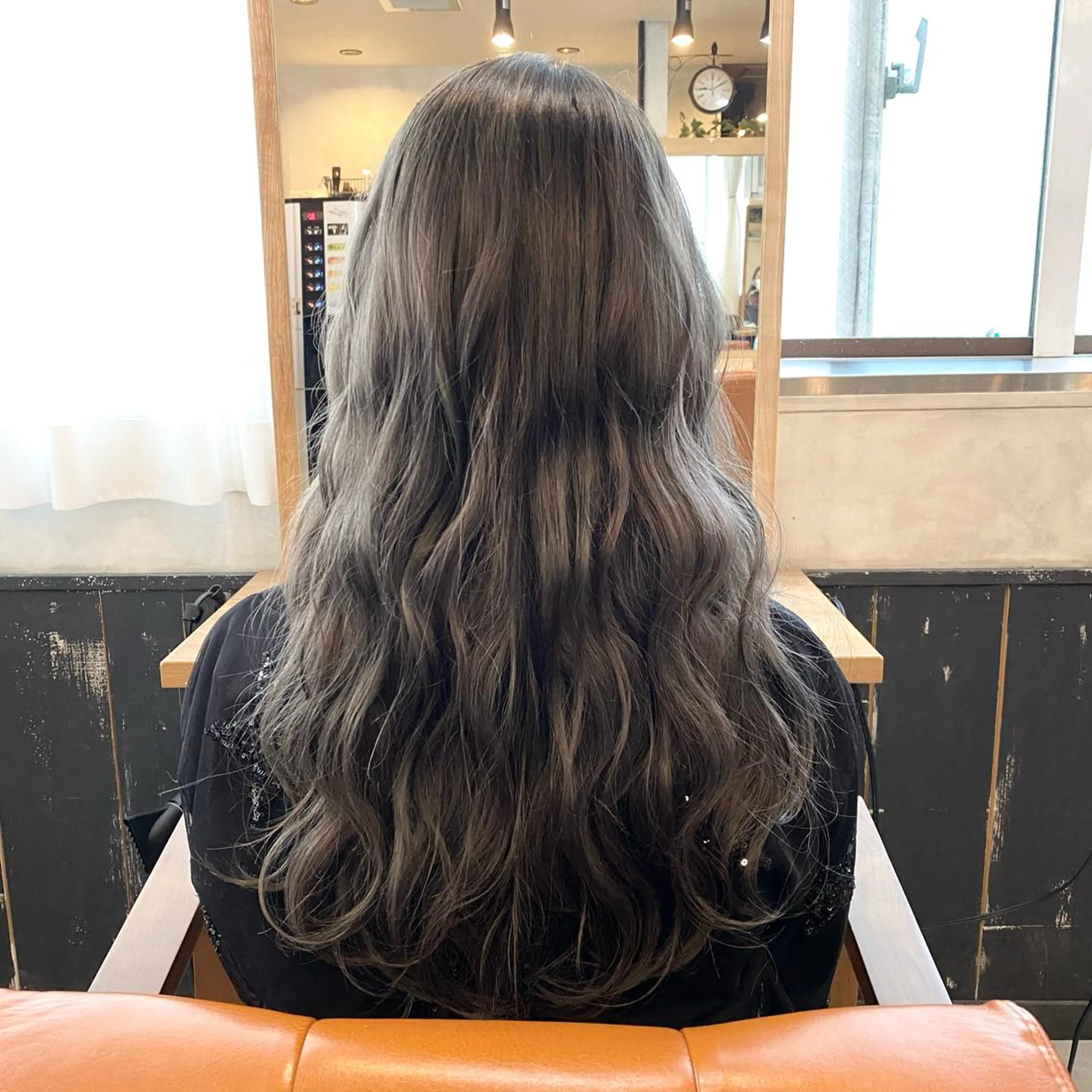 ロング カラー パーマ 透明感カラー ユニコーンカラー ヘアカラー トリートメント ヘッドスパ 美髪矯正 🌈髪質改善 山下のヘアスタイル