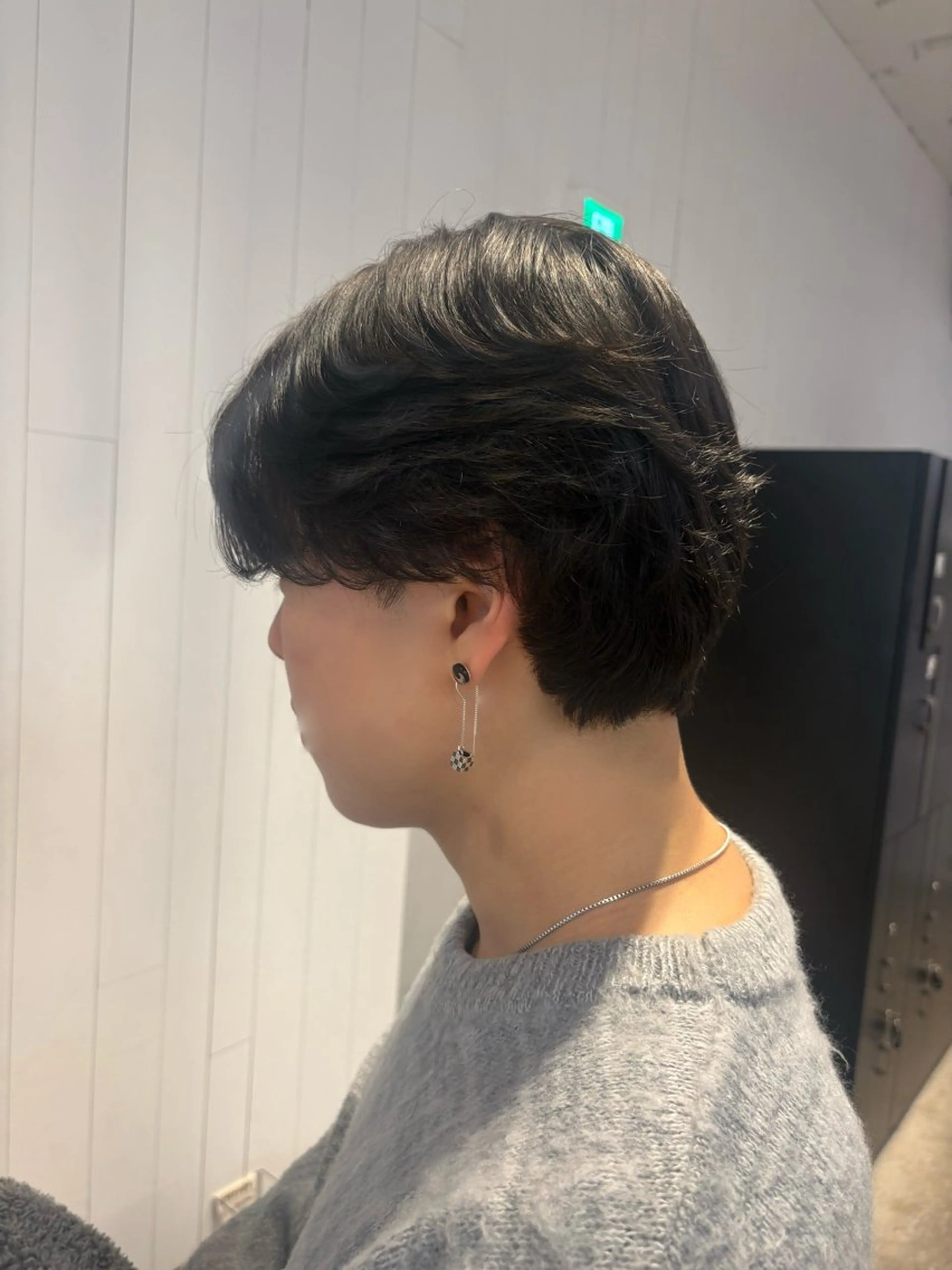 メンズ センターパート メンズ韓国風 上田 涼香のヘアスタイル