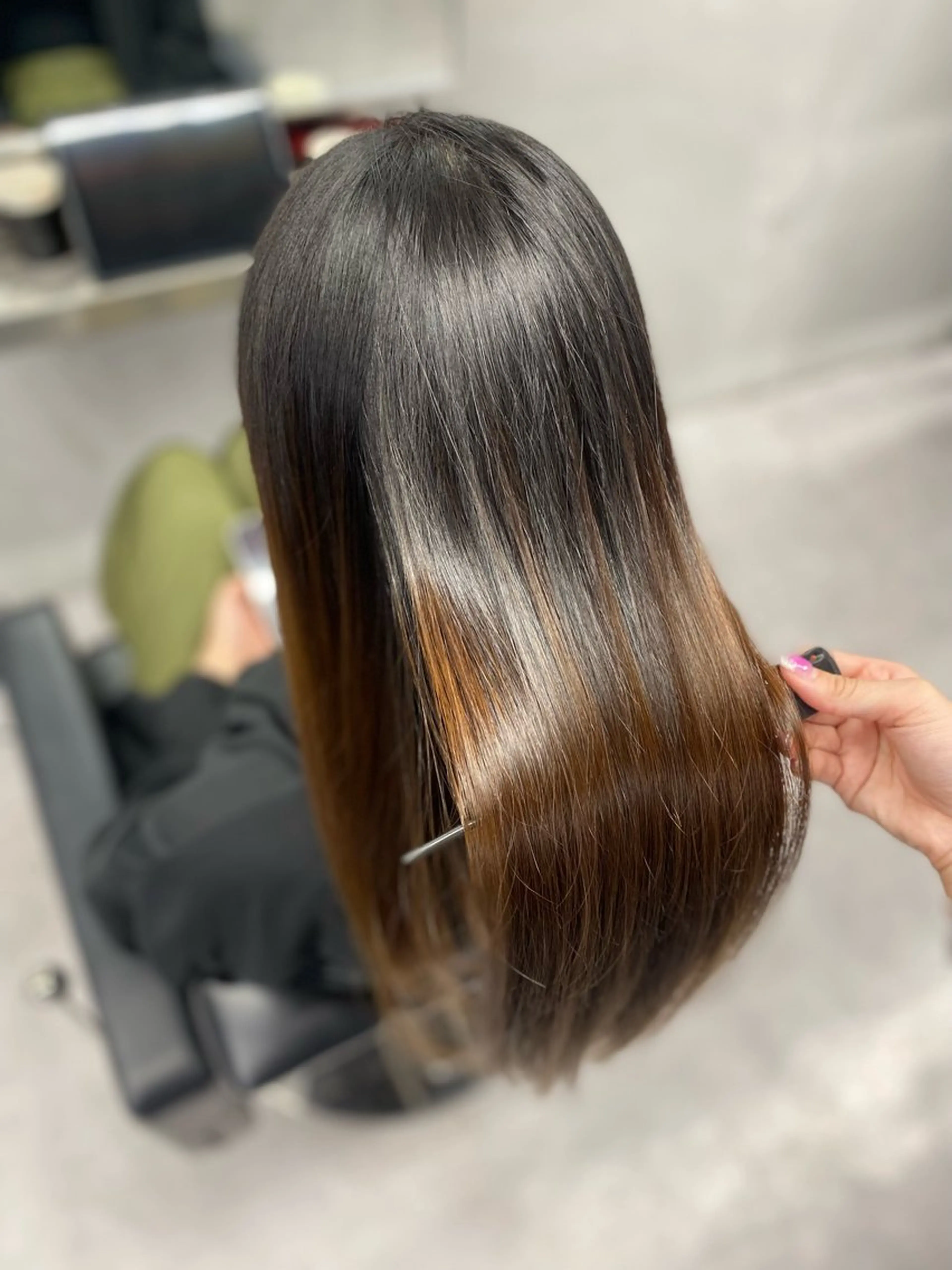 ロング カット 縮毛矯正 トリートメント 艶髪/縮毛矯正 🫧辻野海羽のヘアスタイル