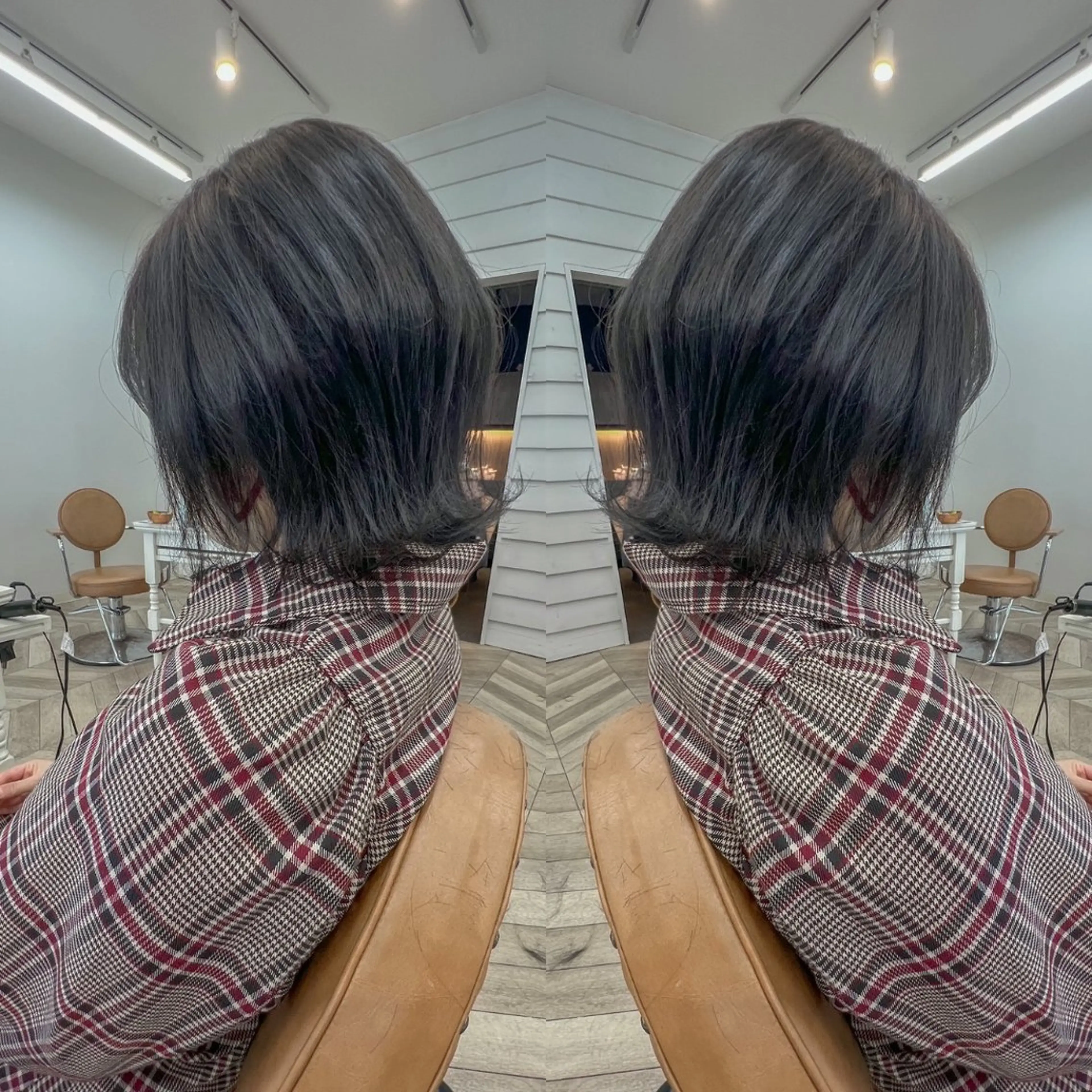 ミディアム カラー 黒髪 ブルーカラー ブルーブラック くびれヘア 塚本/豊橋メンズ特化 パーマ、ヘッドスパのヘアスタイル
