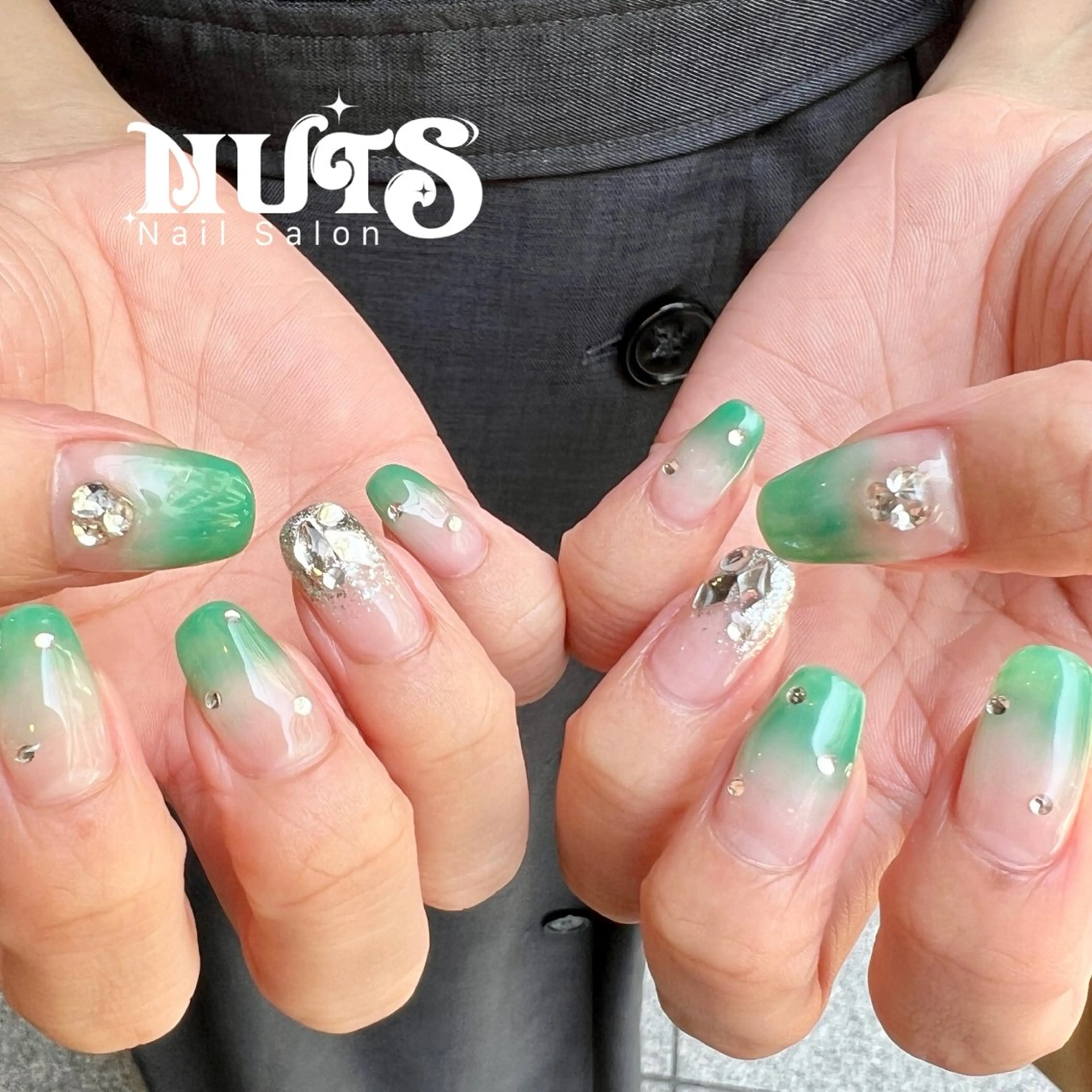 ネイル ジェルネイル ニュアンスネイル パラジェル ハンドネイル 個性派ニュアンス nuts nail所属・【池袋】nuts nail　なつみのネイルデザイン