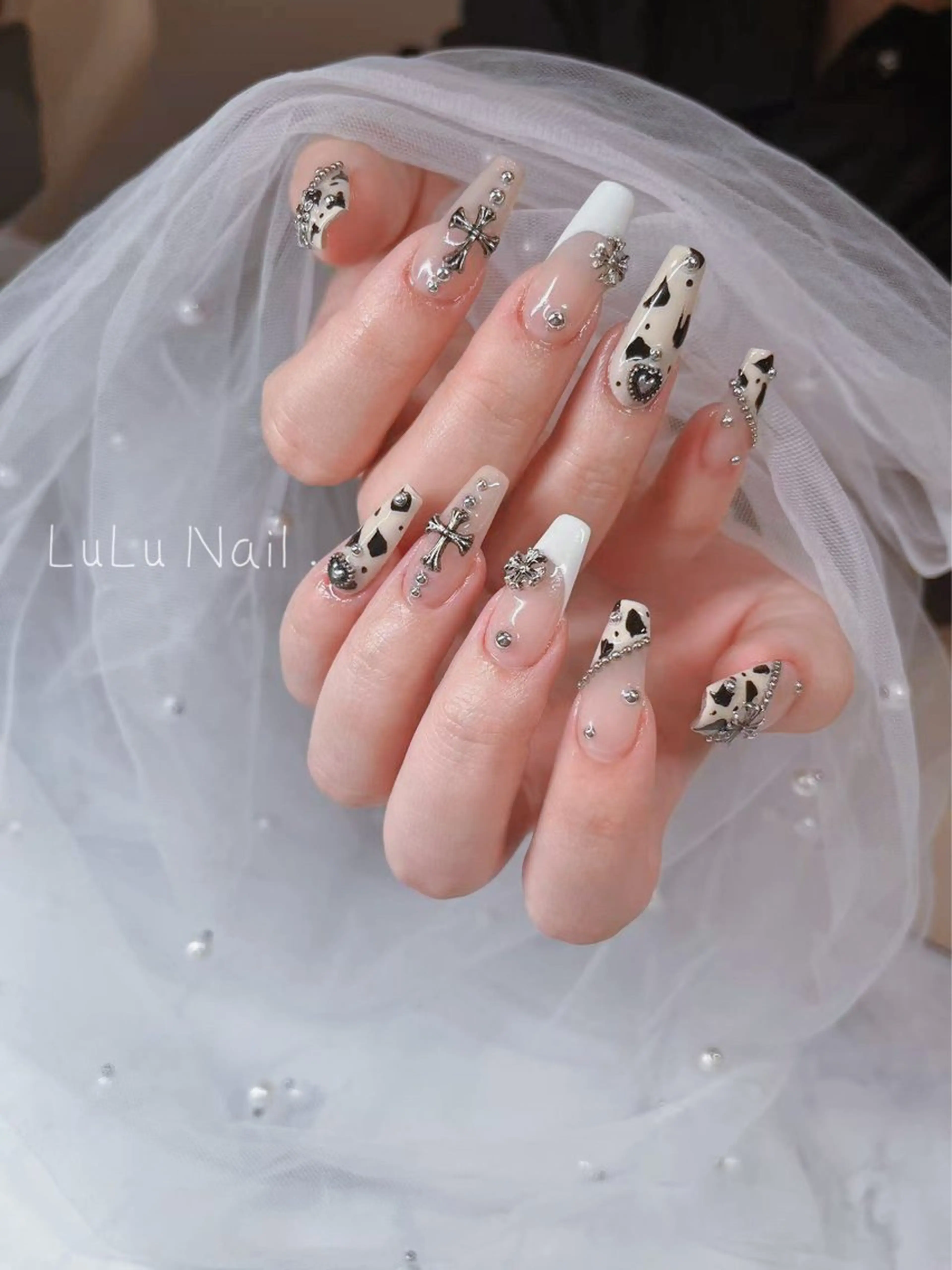 ネイル ハンドネイル LULU Nail salonみどりのネイルデザイン