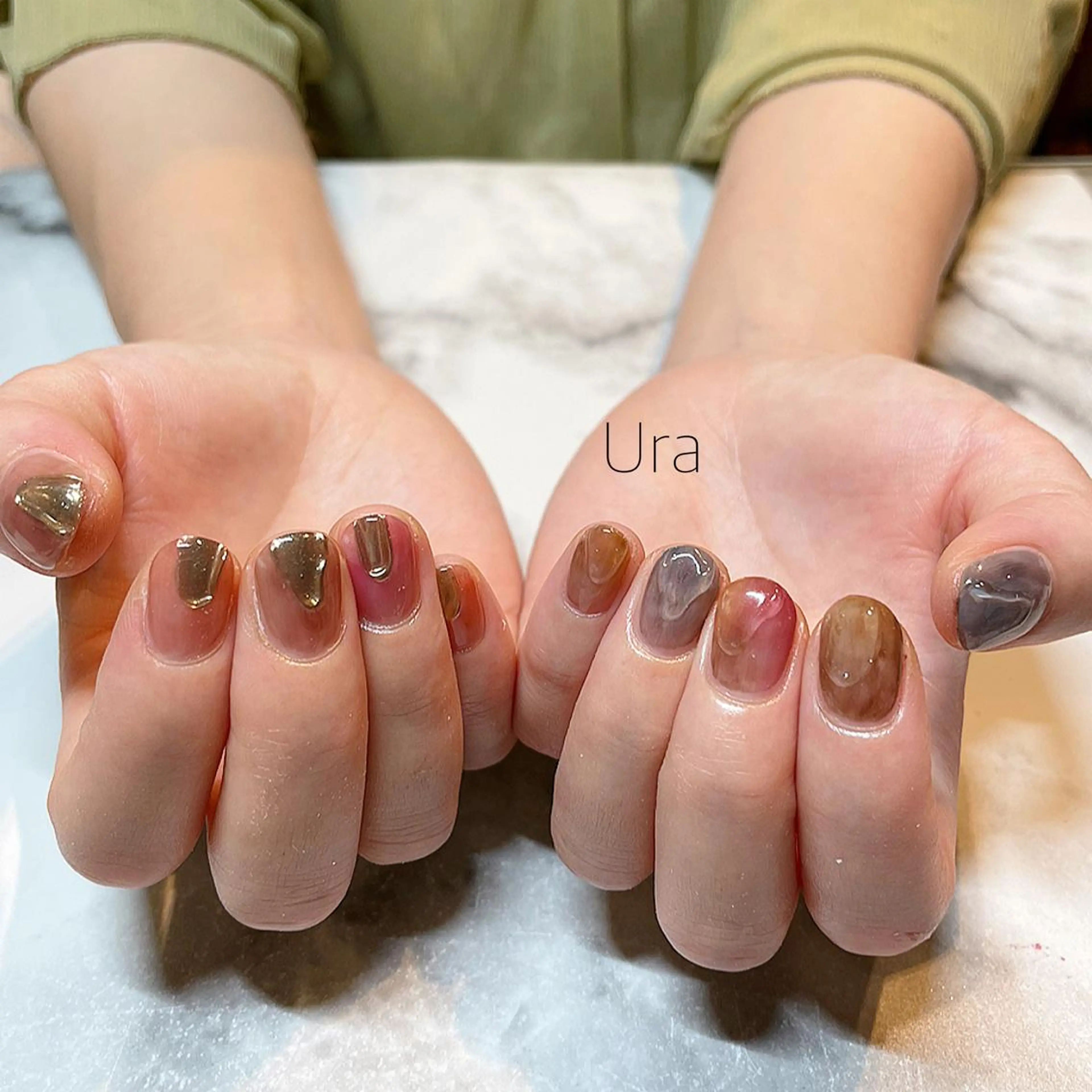 ネイル UrakoNail 《nail》のネイルデザイン