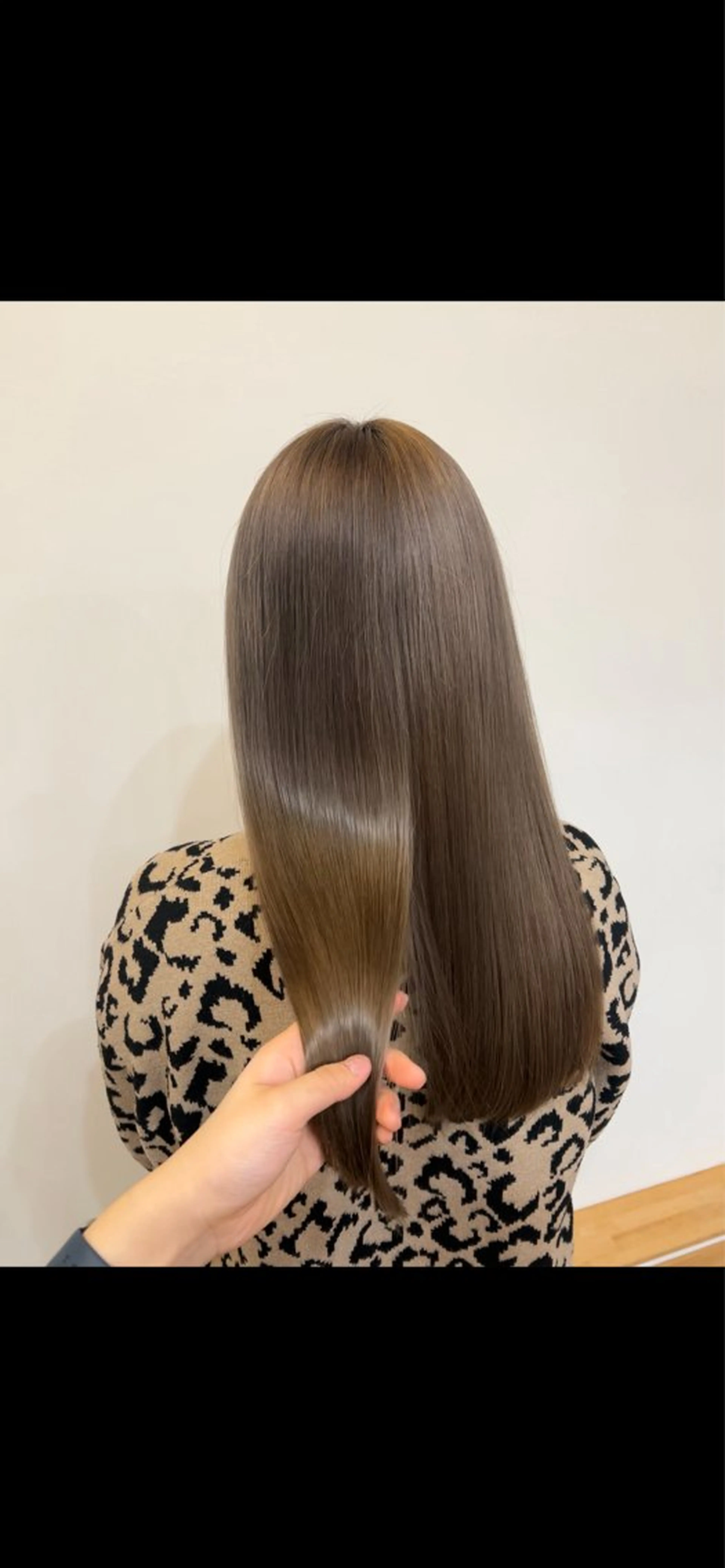 ロング カラー ベージュカラー ヘアカラー 黒阪 なみのヘアスタイル