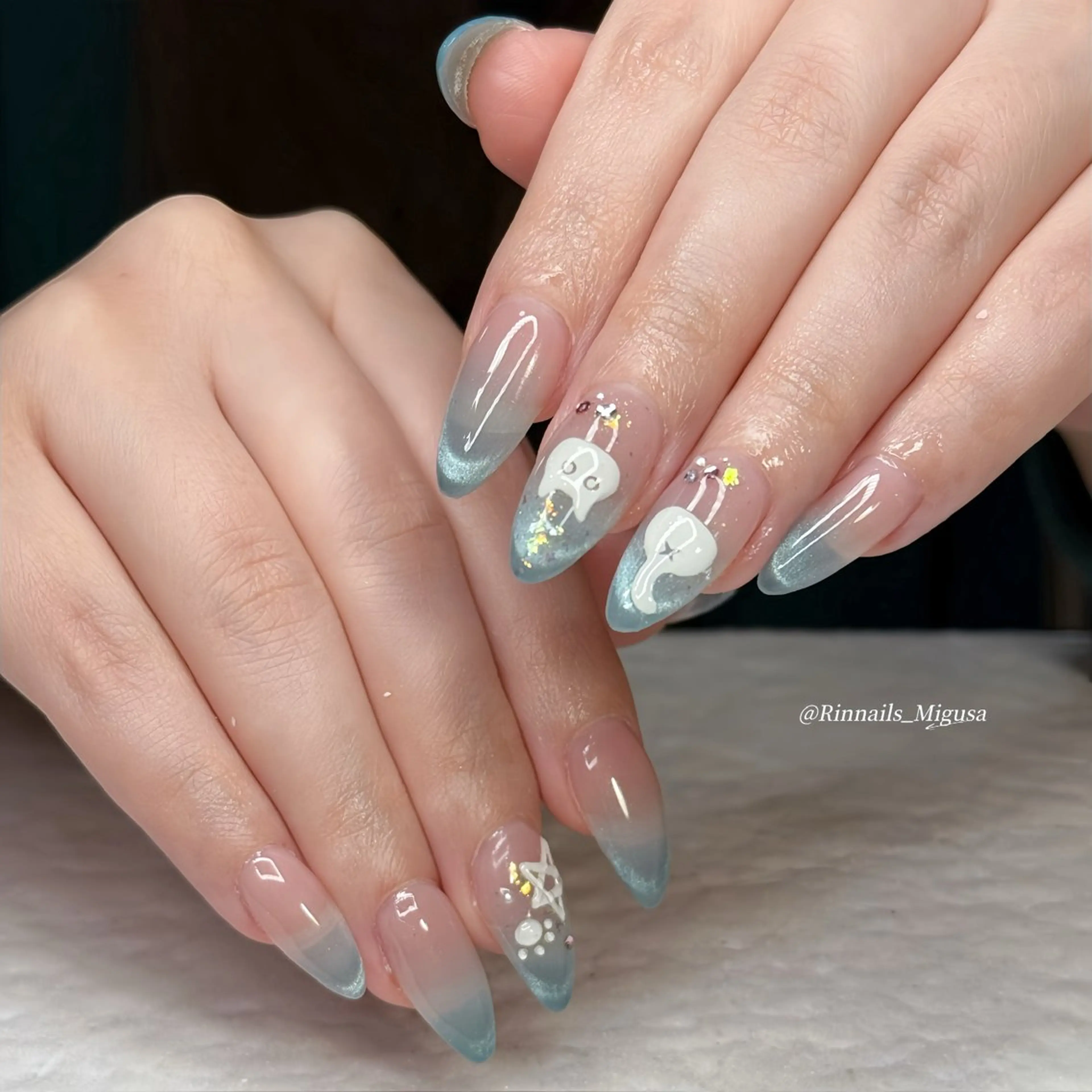 ミディアム ハンドネイル RIN NAILS ᥫ᭡Migusaのネイルデザイン
