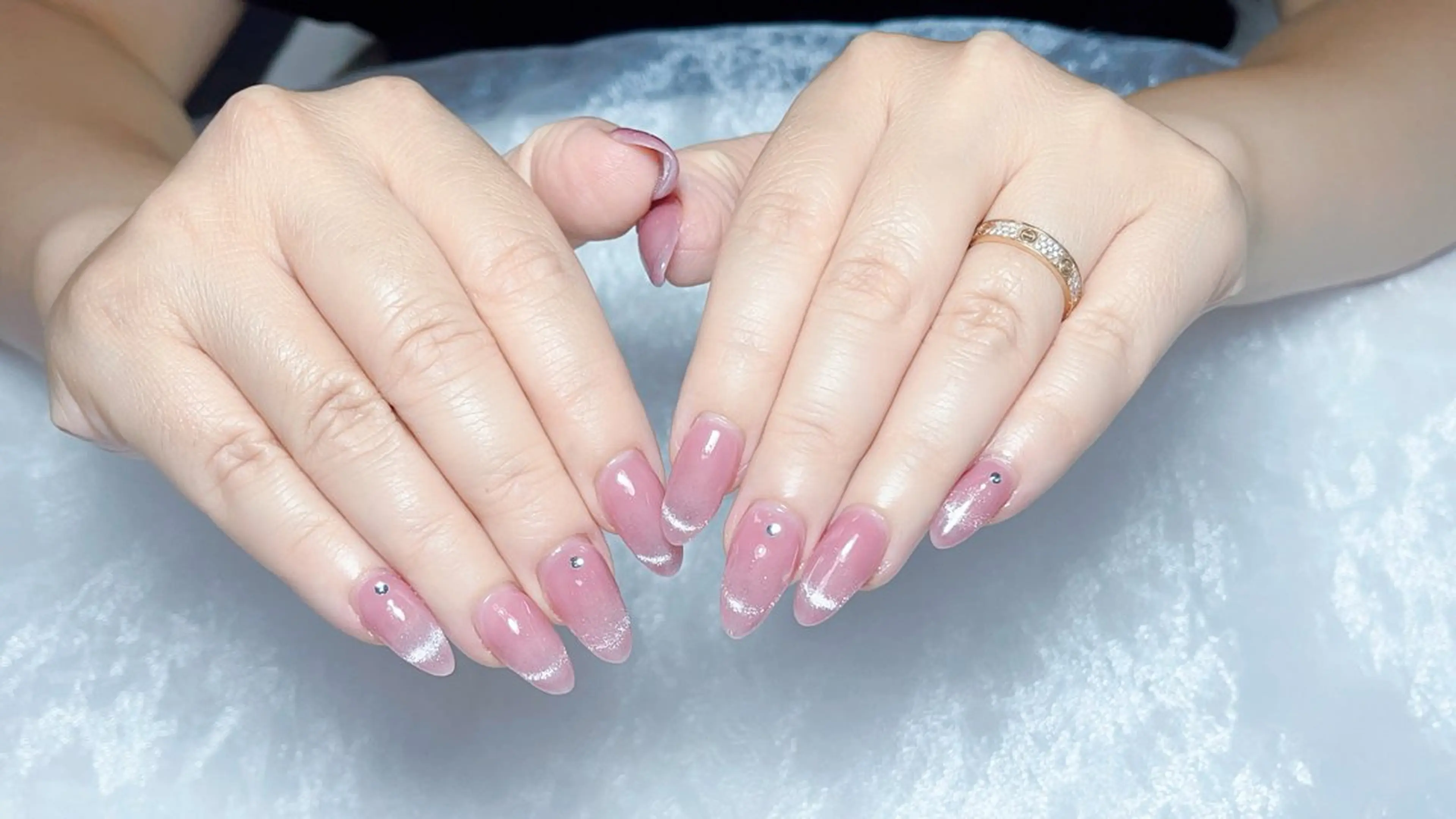 ネイル ハンドネイル VIVIAN リサのネイルデザイン