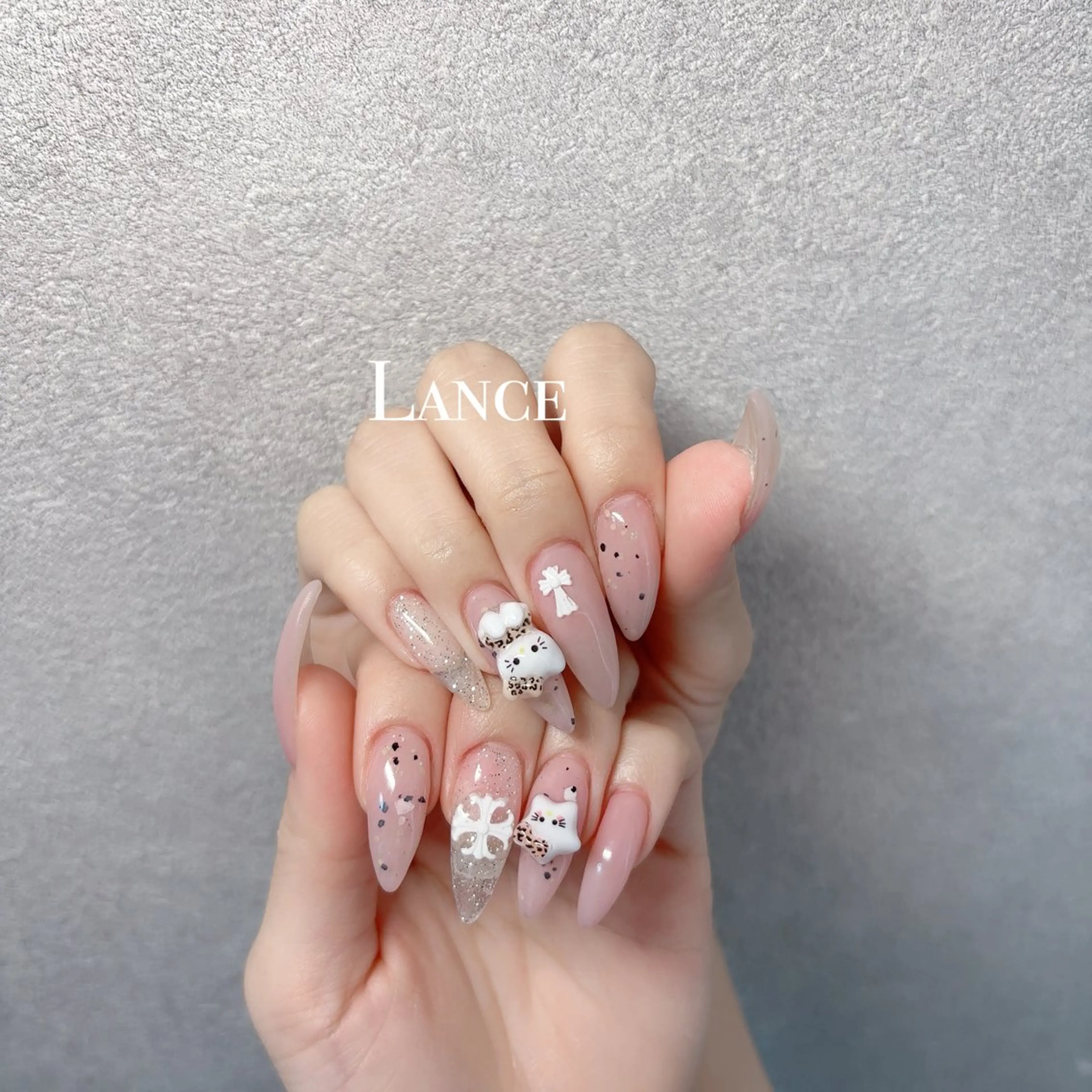ネイル キラキラネイル 韓国ネイル マグネットネイル 春ネイル ワンホンネイル ハンドネイル Lance nailのネイルデザイン