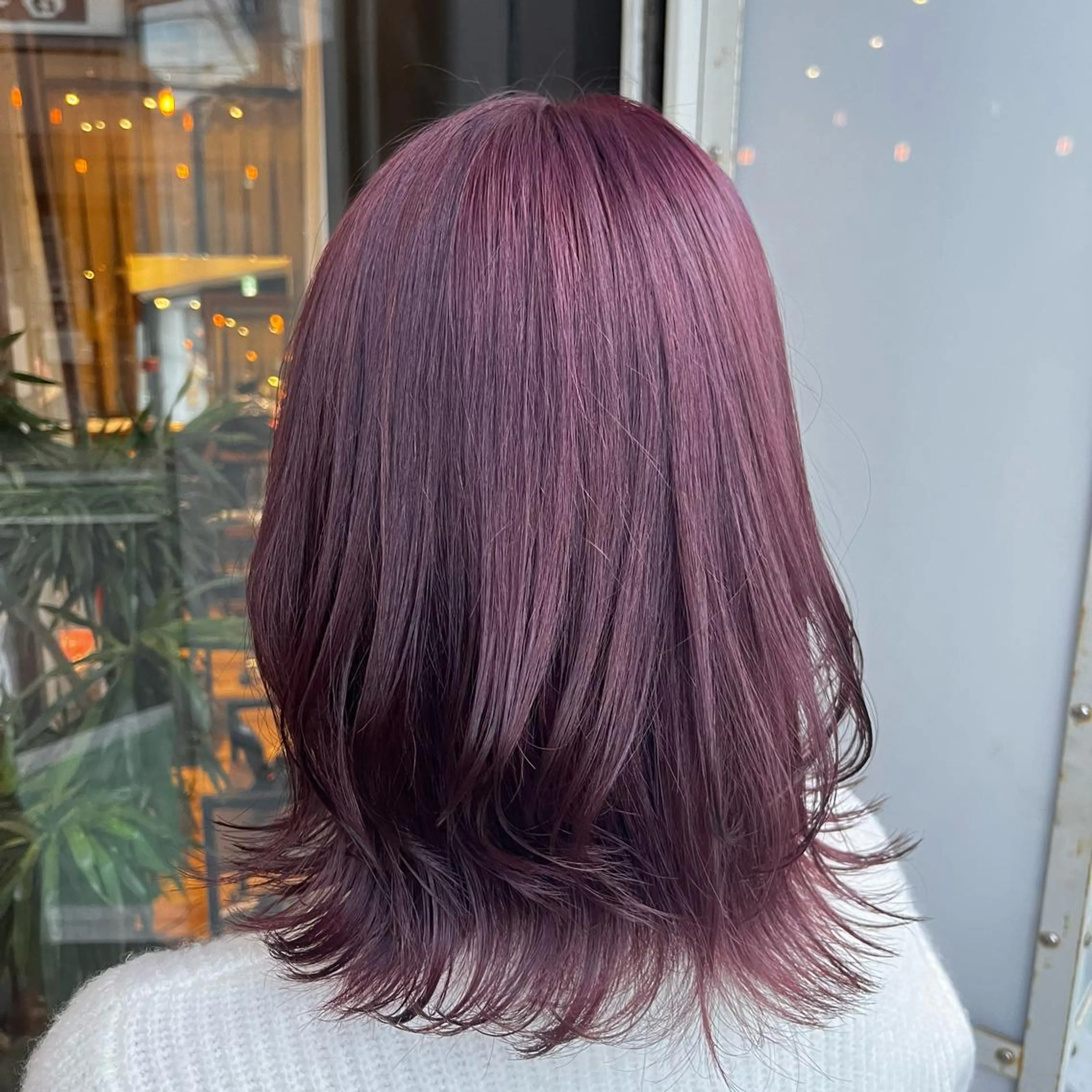 セミロング カラー カシス ピンクカラー おくだ　りお /ハイトーンカラーのヘアスタイル