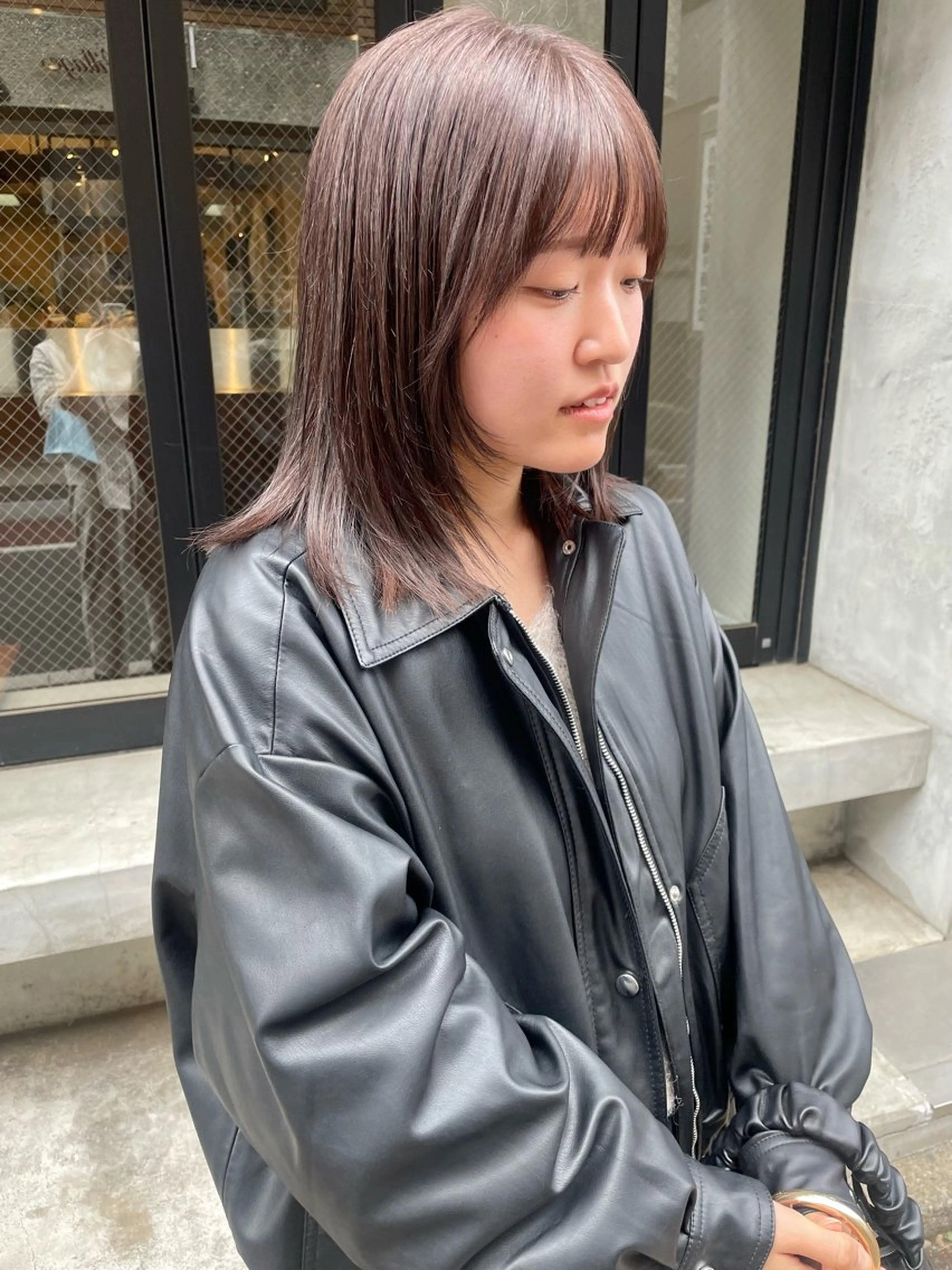 ミディアム カラー カット ヘアカラー トリートメント 🩰オリーブ/ ベージュ松本咲花🩰のヘアスタイル