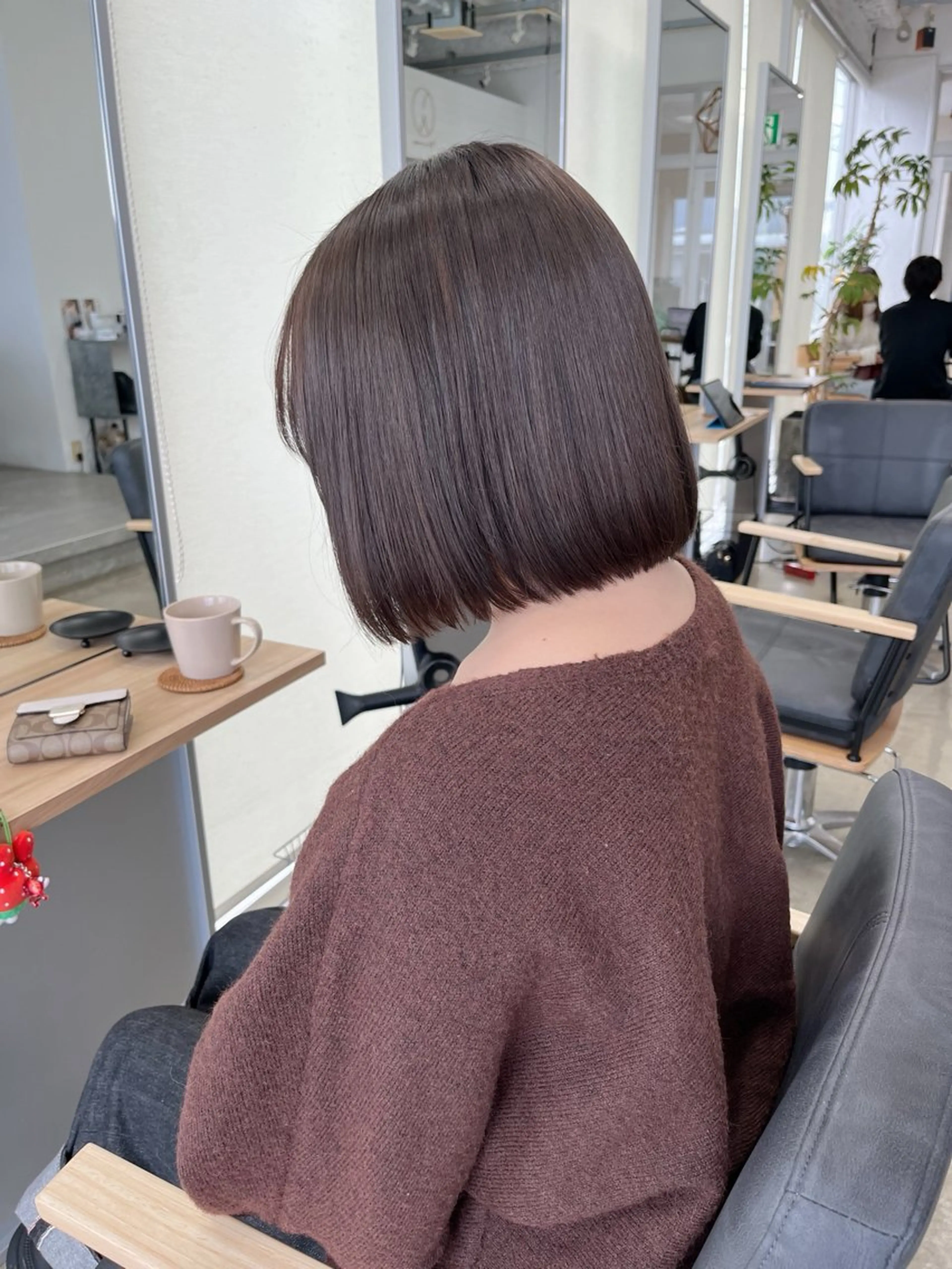 ショート カラー カット ヘアカラー 榎本 亜衣のヘアスタイル