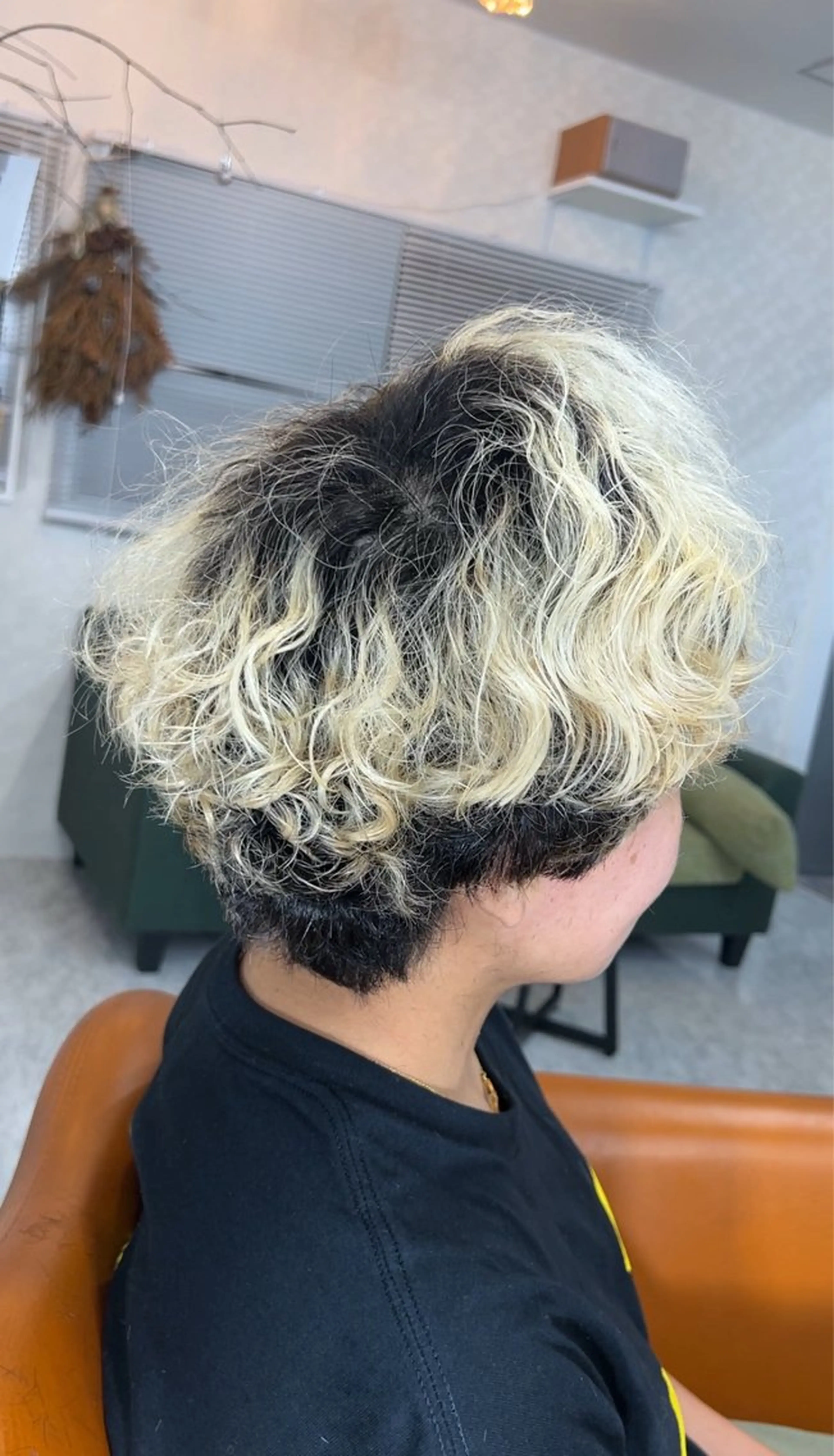 ショート パーマ Raffine ラフィーネのヘアスタイル