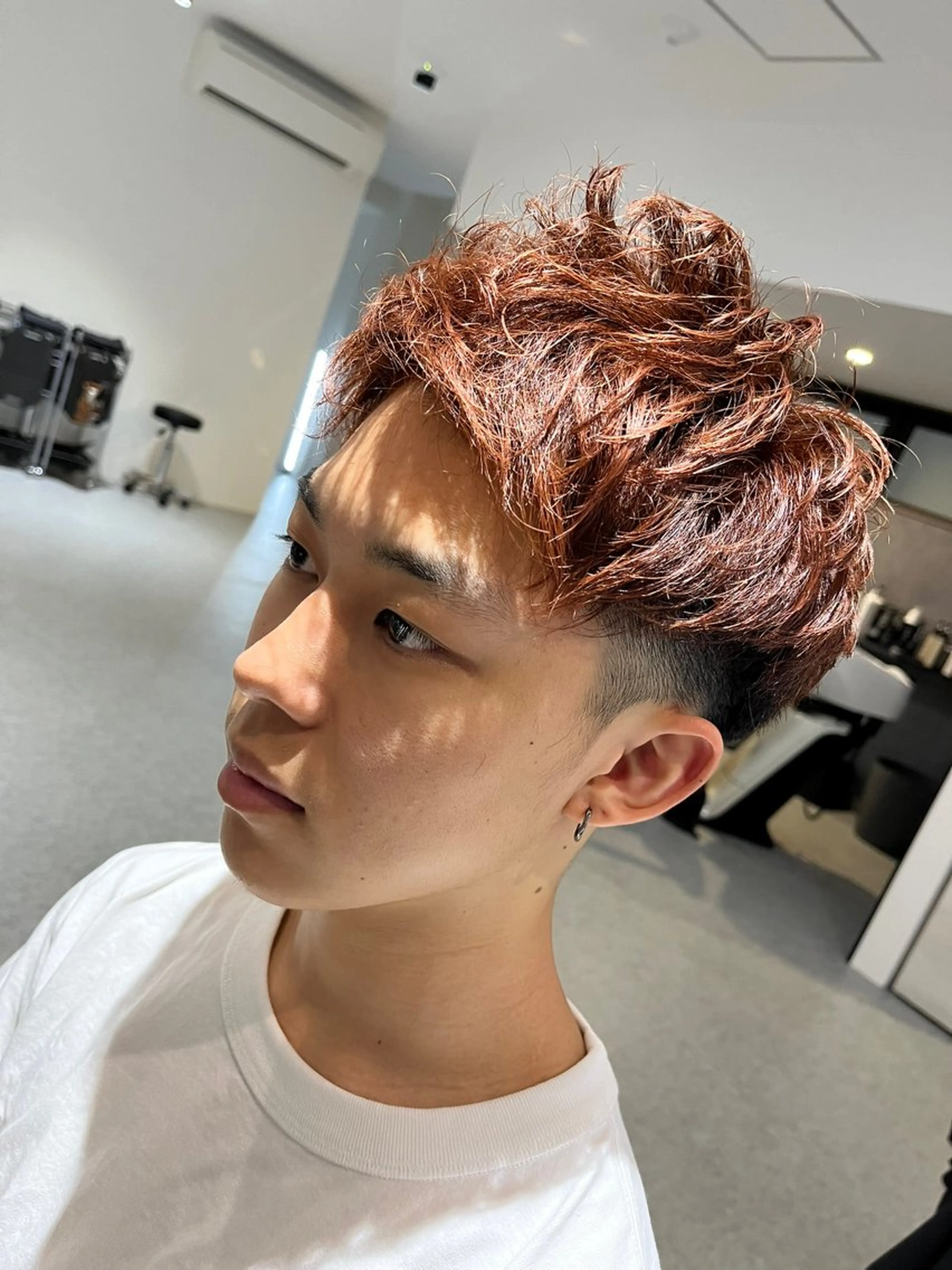 ショート カラー メンズ スパイキーショート レッドカラー バイオレットカラー ショートヘア ヘアカラー 浜松街中/駐車場有 マンツーマン小畑翔平のヘアスタイル