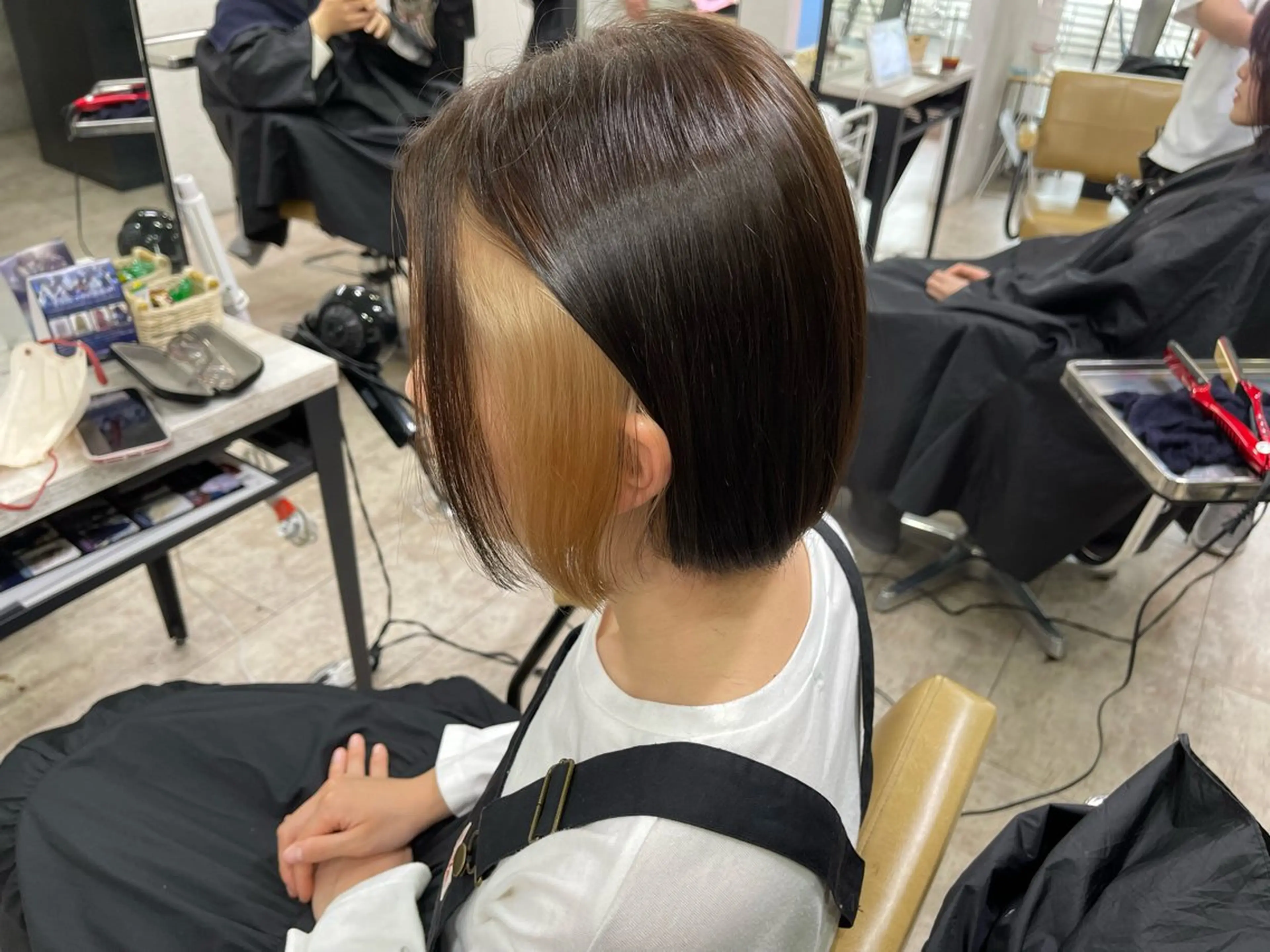 ショート ヘアカラー トリートメント 槙川 郁弥のヘアスタイル