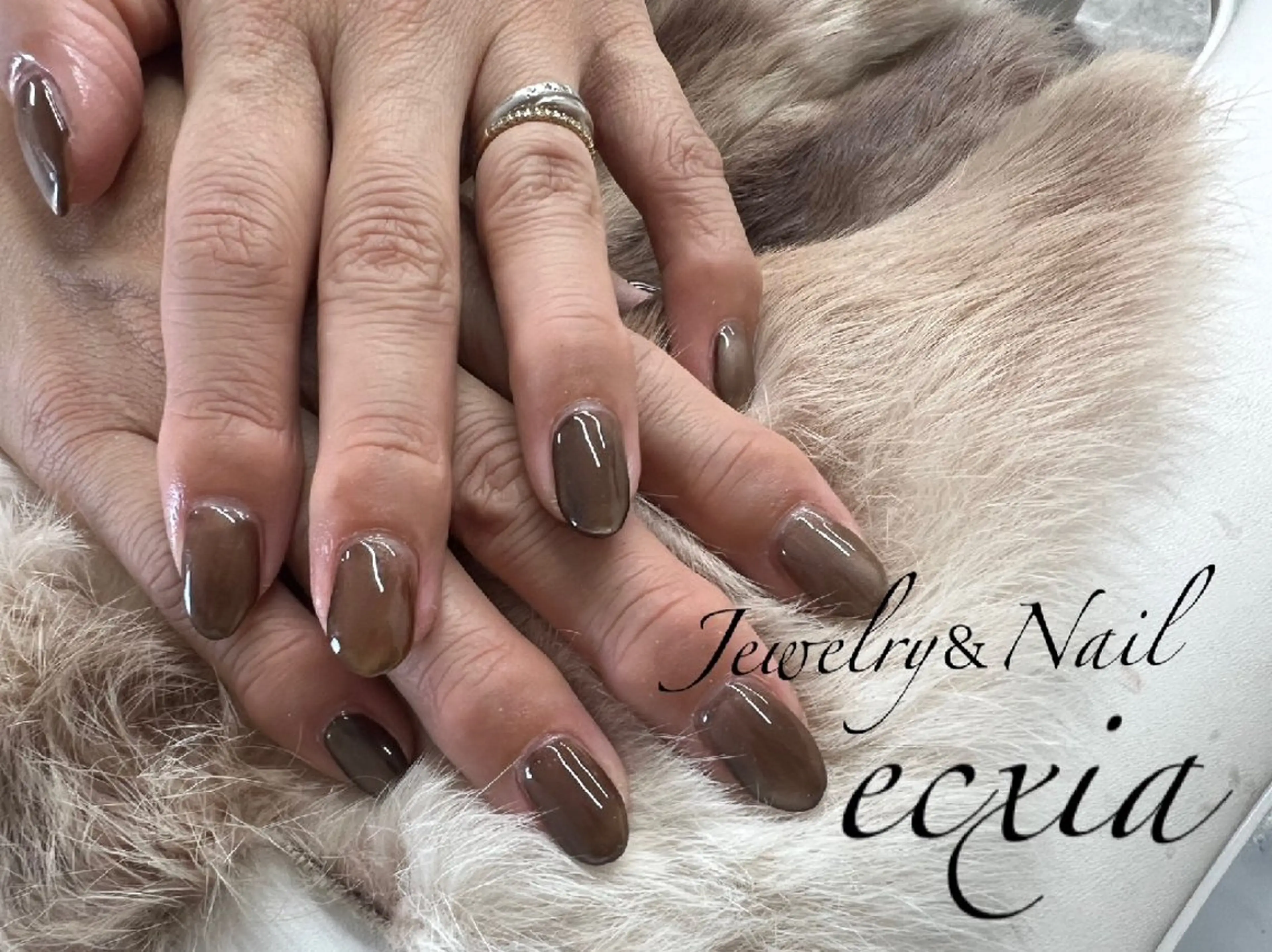 ネイル jewelry & nailecxia のネイルデザイン