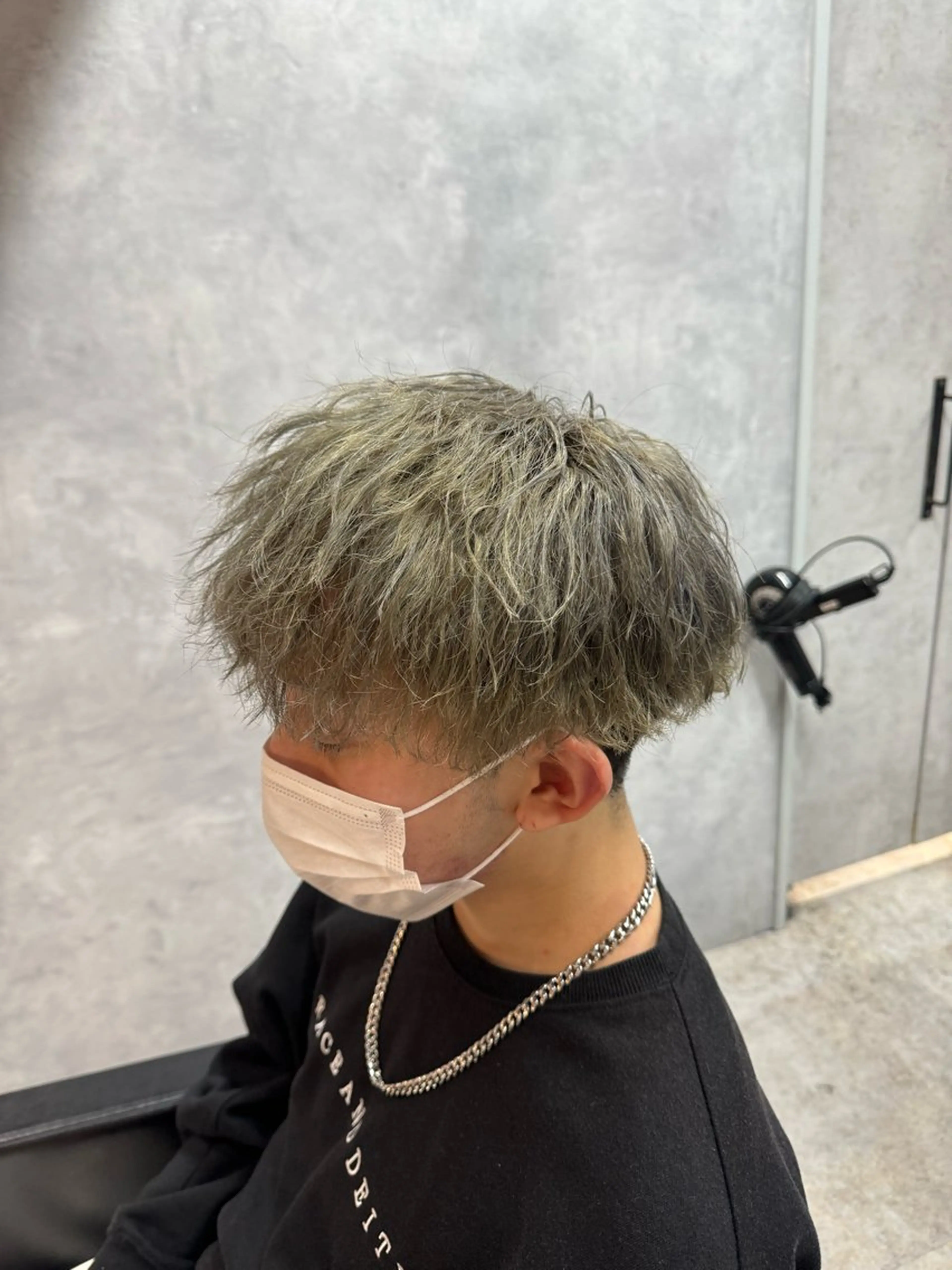 ショート パーマ メンズ メンズブリーチ メンズパーマ ツイストスパイラルパーマ 波巻きパーマ トリートメント ツイストスパイラル/ メンズ特化/中川誠也のヘアスタイル