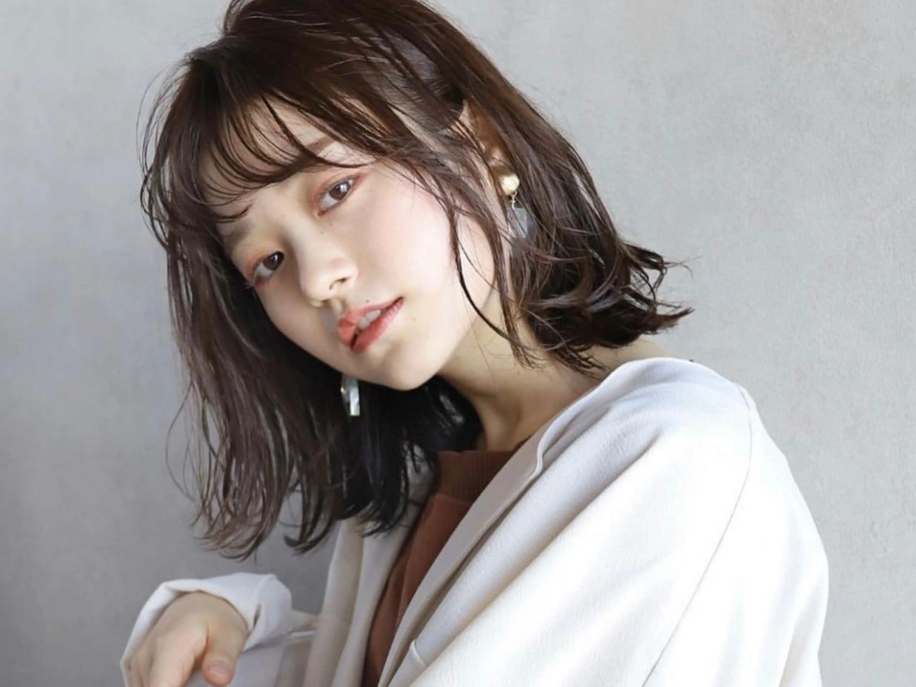 ミディアム Emerge 立川 南口店【エマージュ】のヘアスタイル