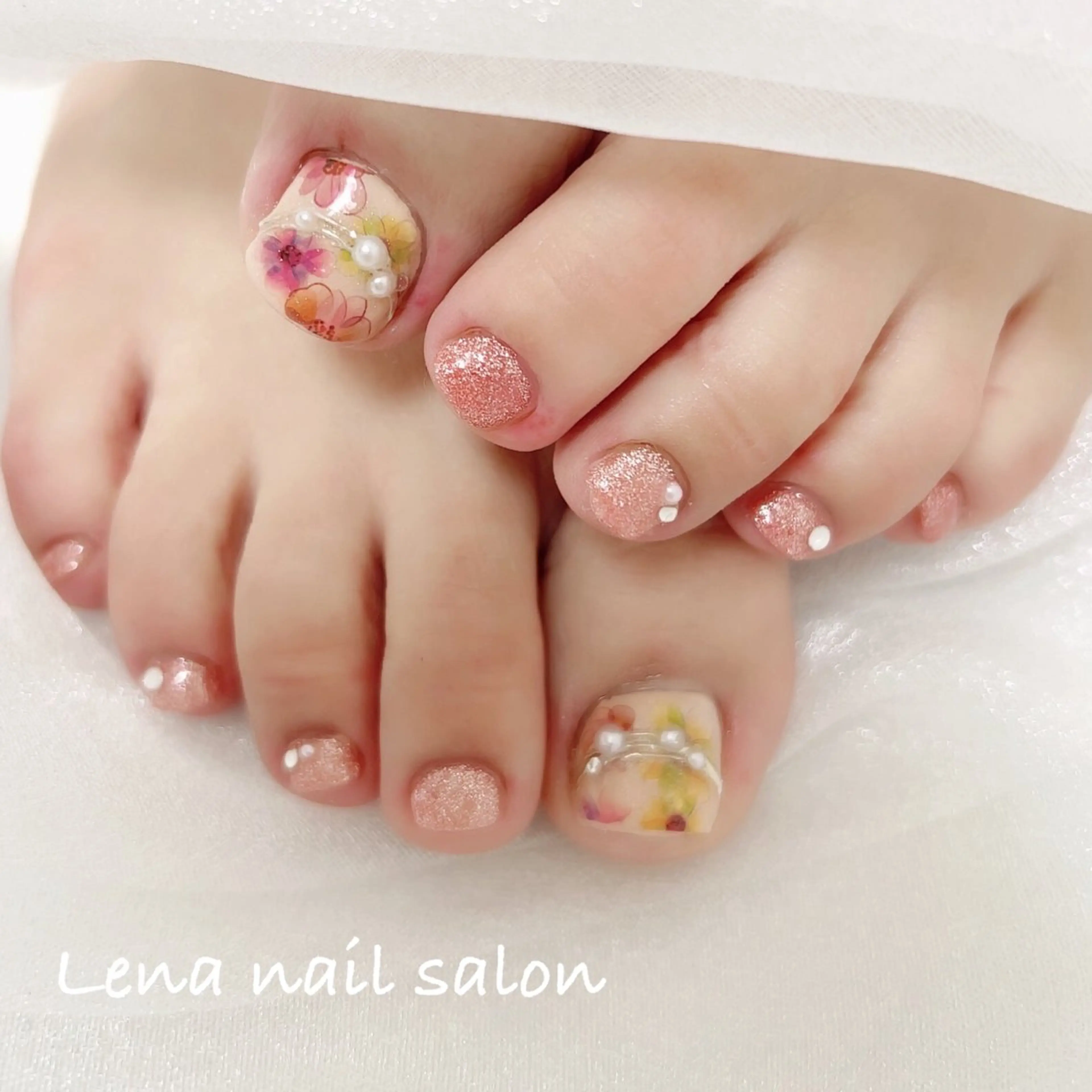 フットジェルネイル💅🏻アートフリーの写真