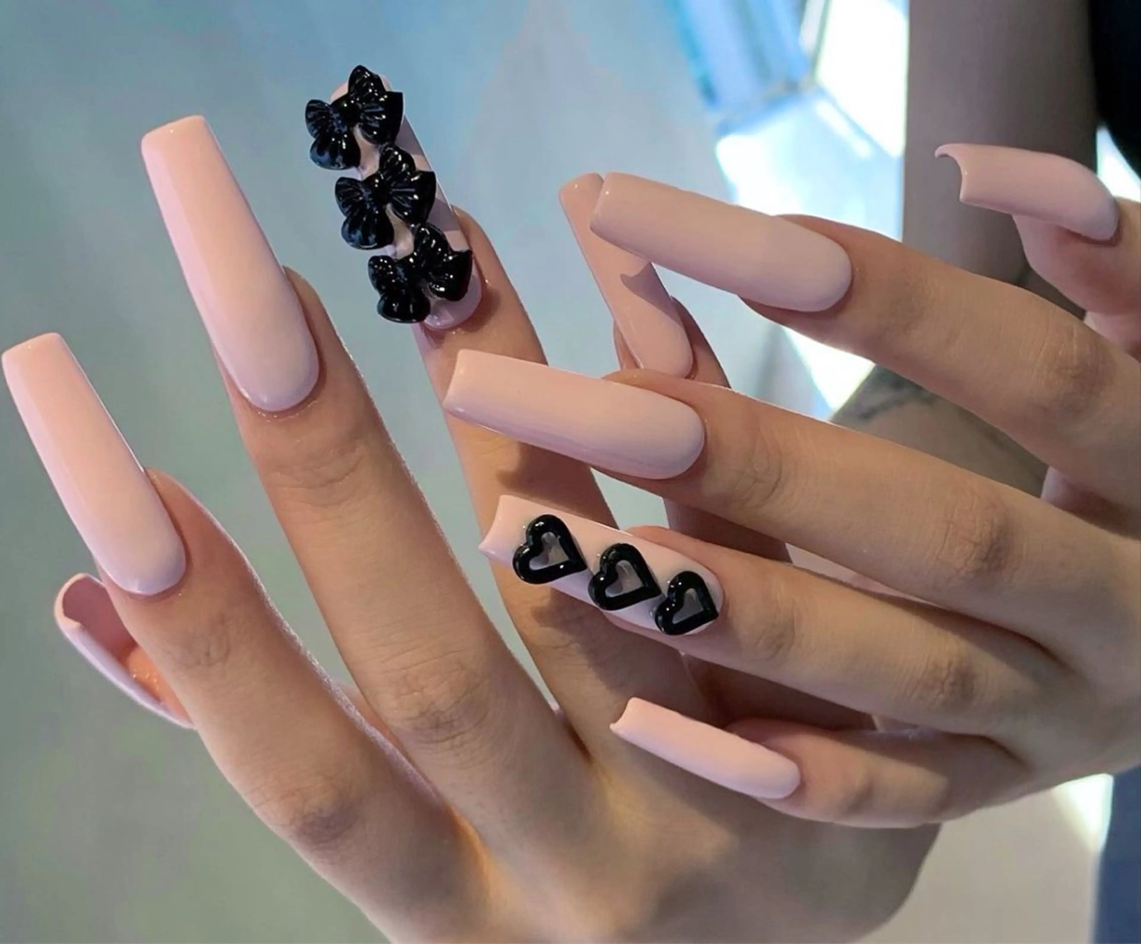 ネイル フレンチネイル ジェルネイル ハロウィン キラキラネイル 韓国ネイル H.baby Nail Salonのネイルデザイン