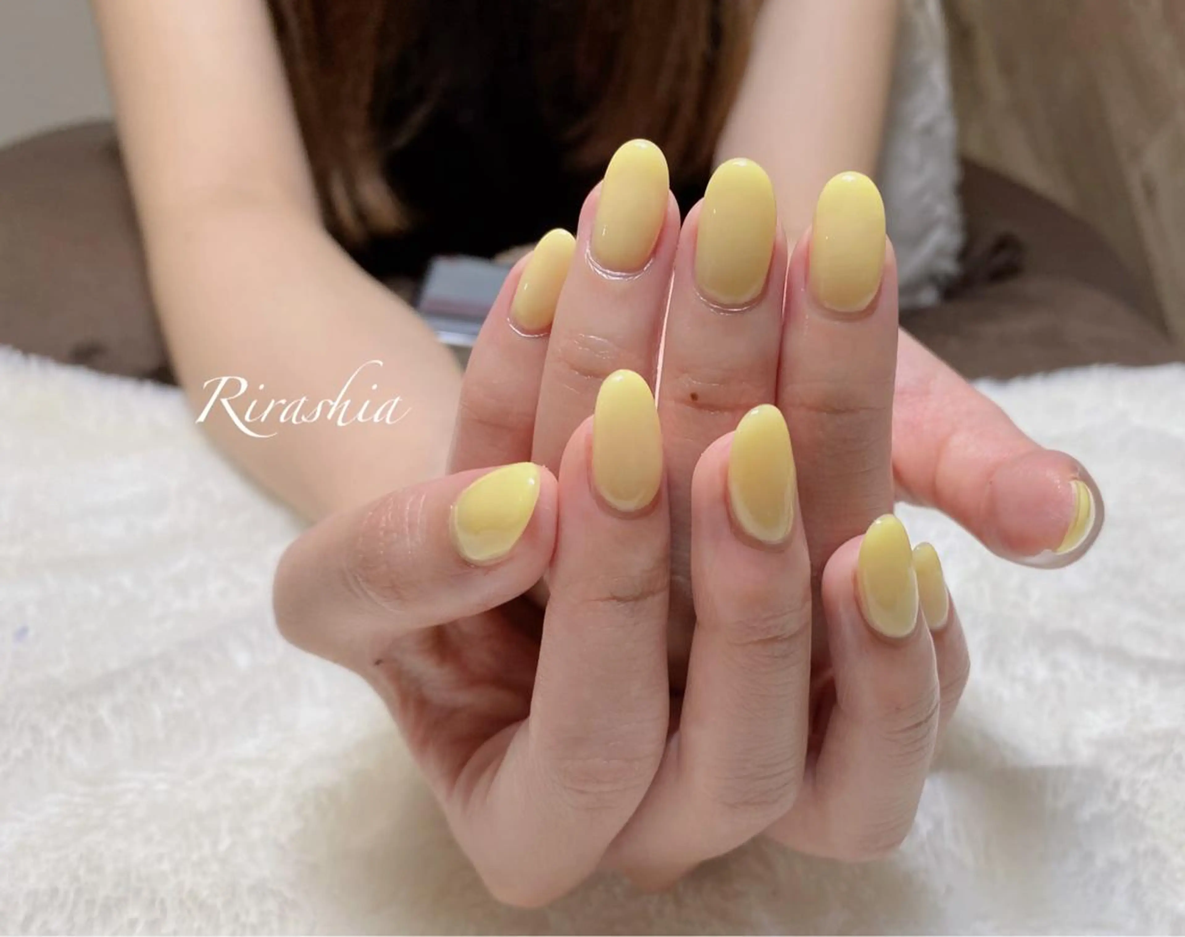 ネイル キラキラネイル 韓国ネイル 持ち込み ワンカラーネイル 春ネイル ハンドスパ｜ネイル Rirashaのネイルデザイン