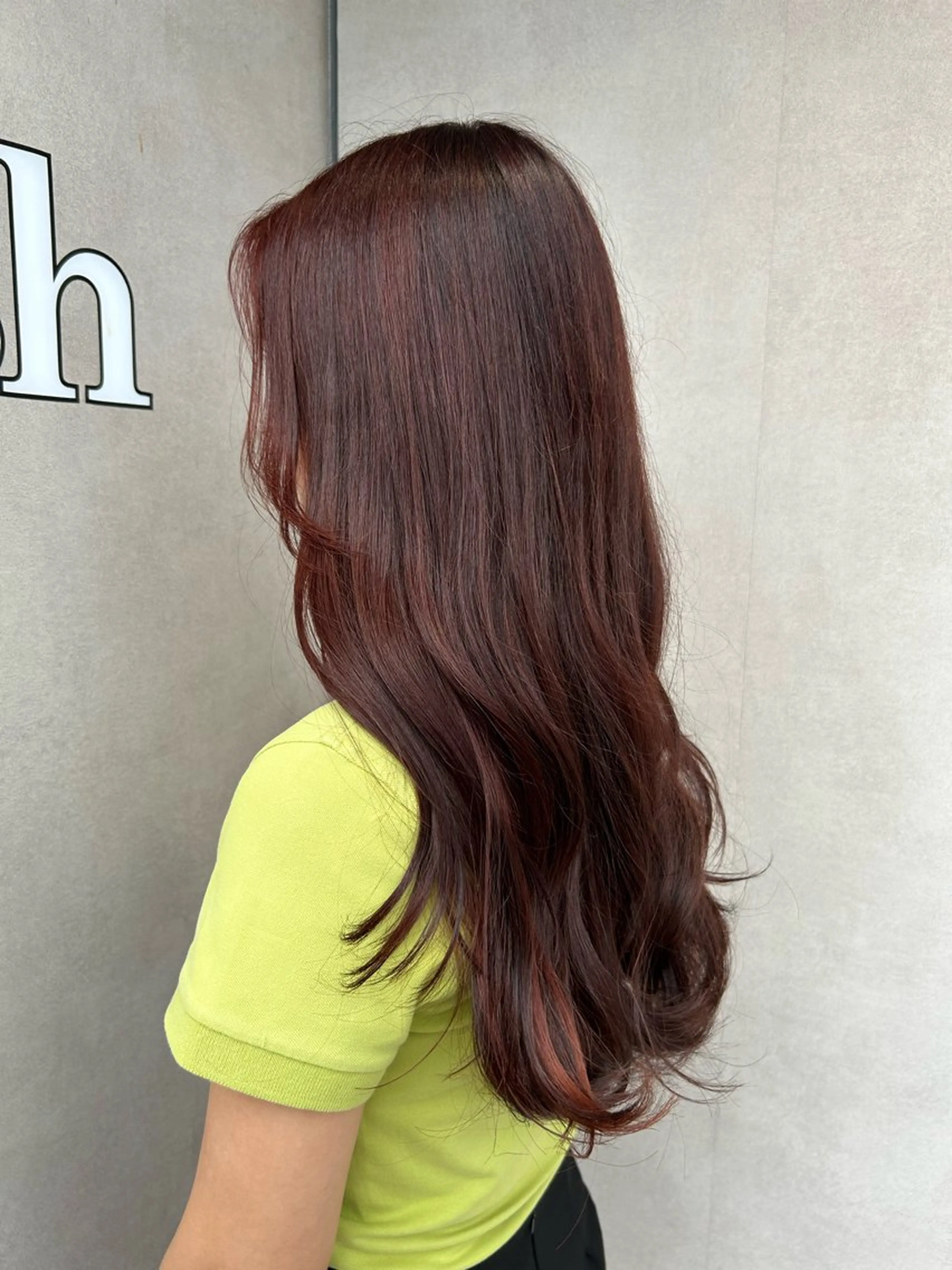 ロング 〖 韓国hair 〗 室岡　咲希のヘアスタイル