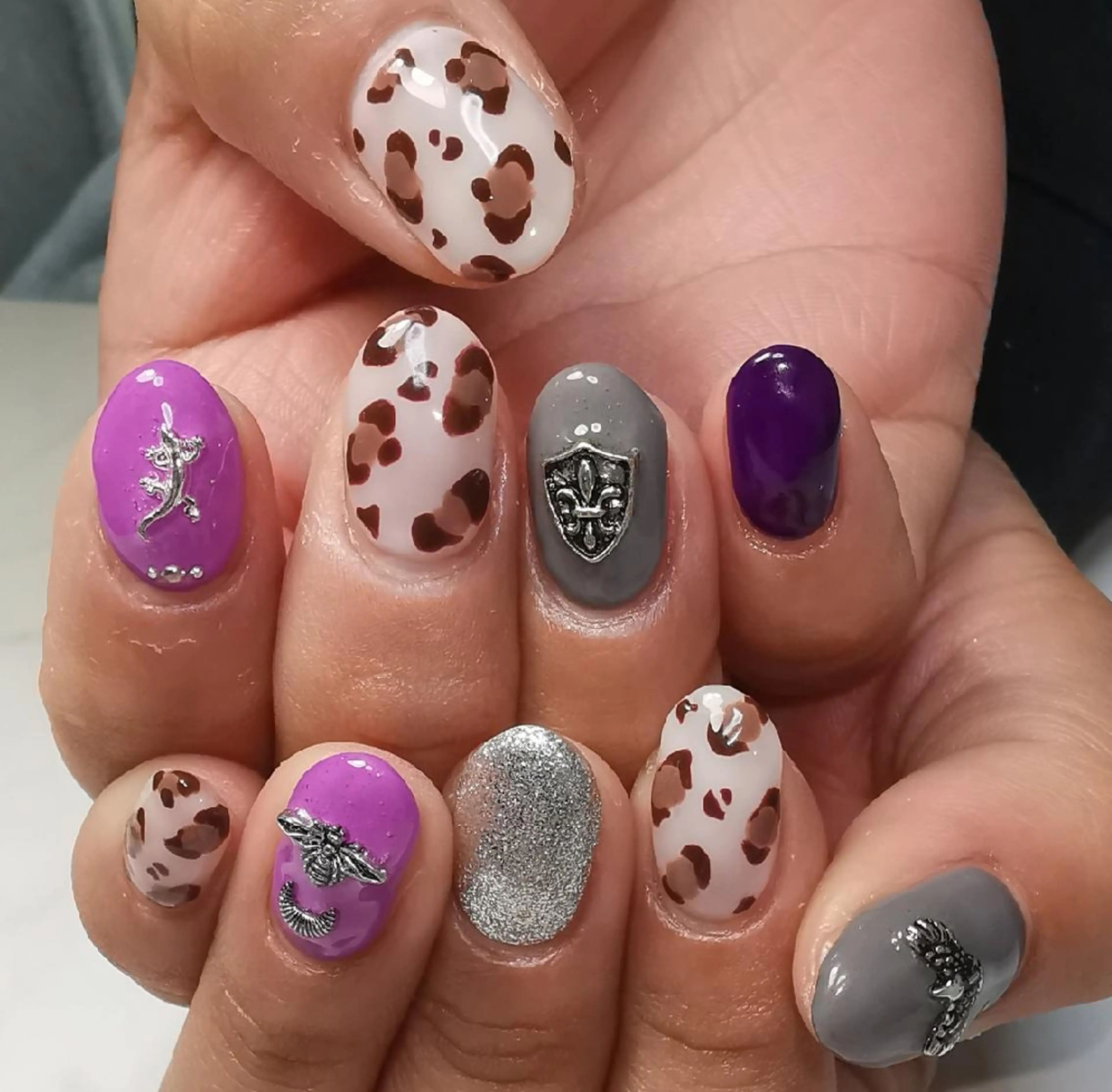 ネイル アニマル柄 ハンドネイル reve あやののネイルデザイン