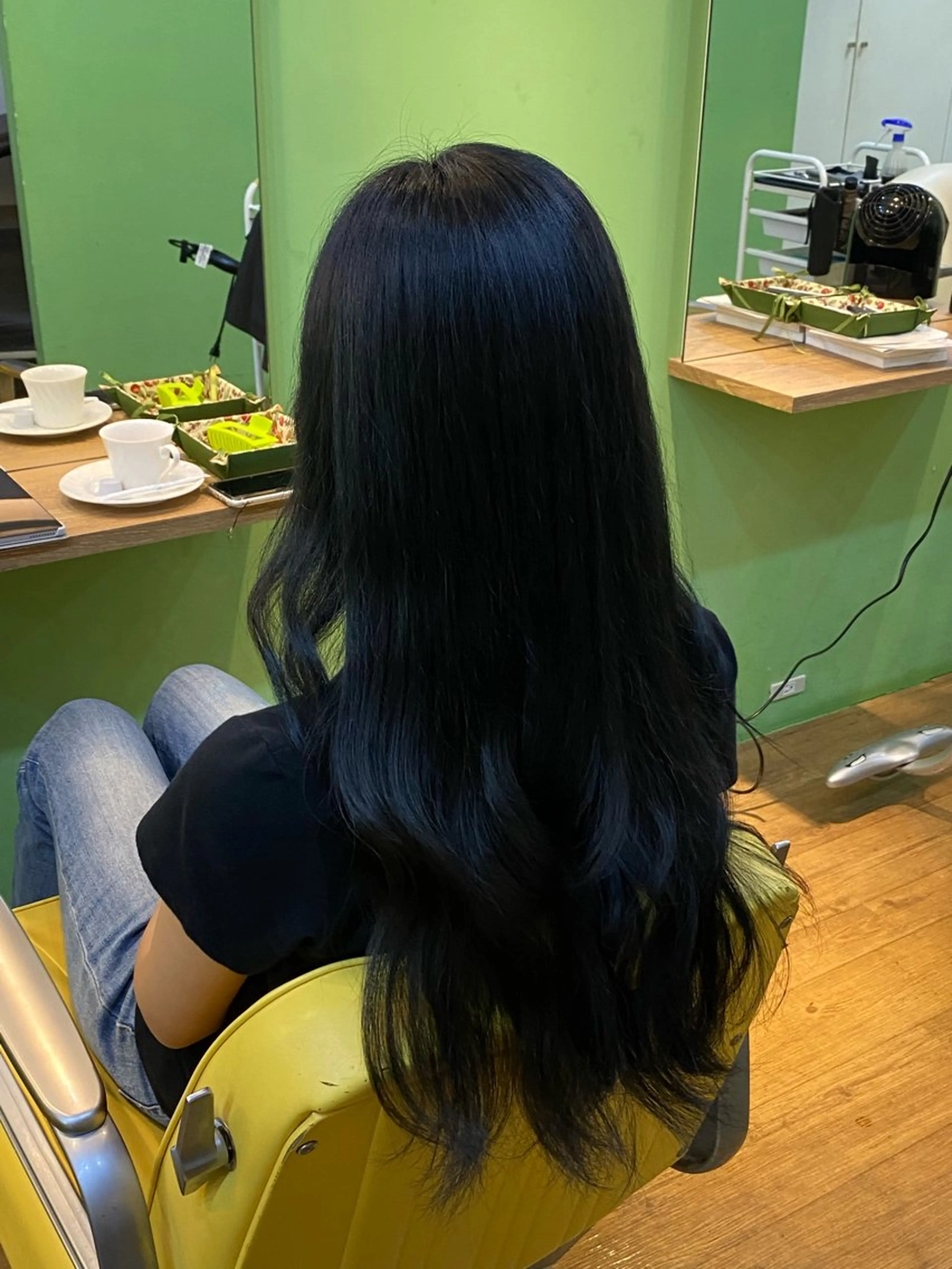 セミロング カラー ヘアアレンジ 黒髪 ブルーカラー ブルーブラック Jr.スタイリスト エシカル🌱松原大将のヘアスタイル