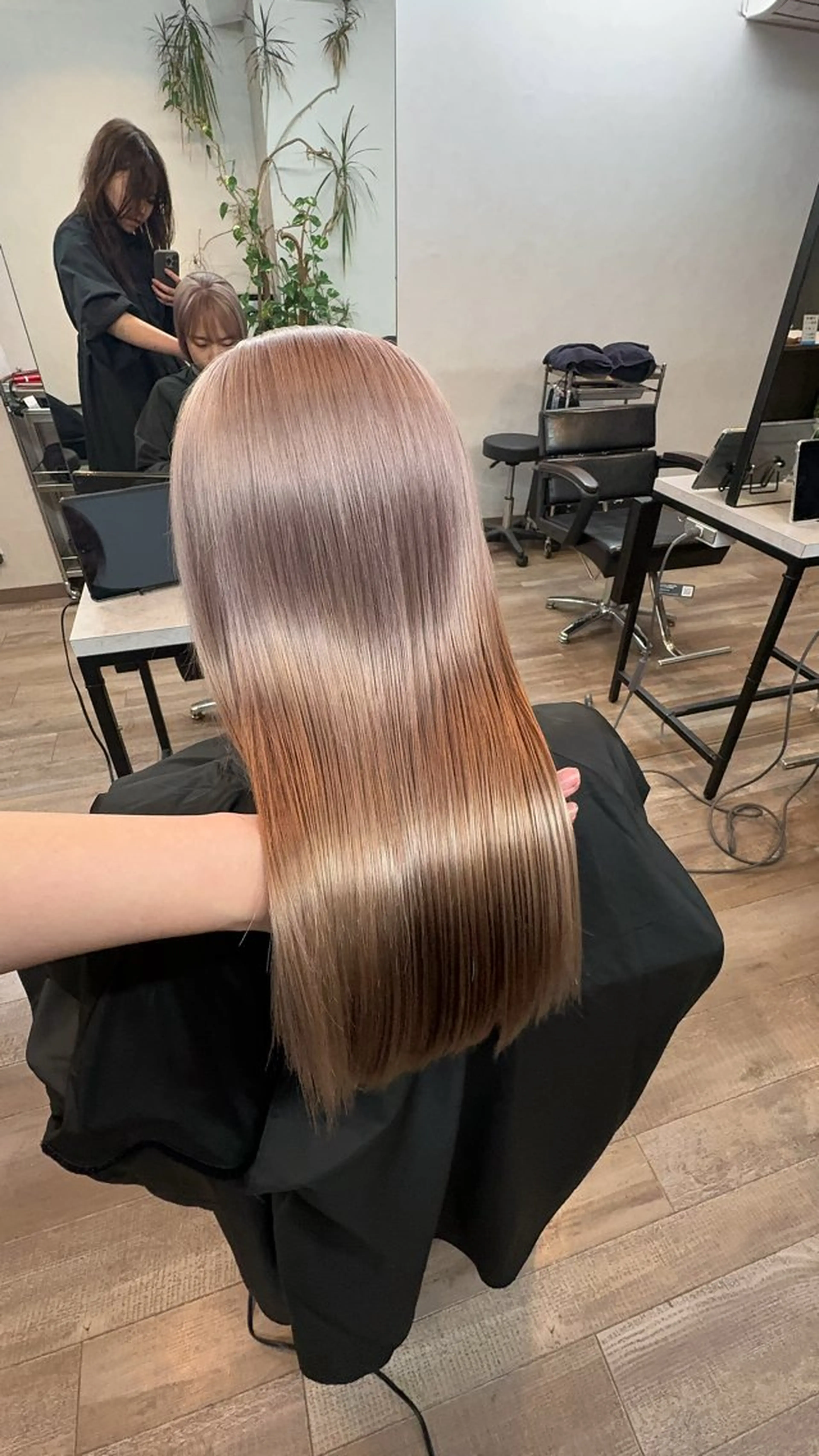 ロング ロング 井上 彩加のヘアスタイル