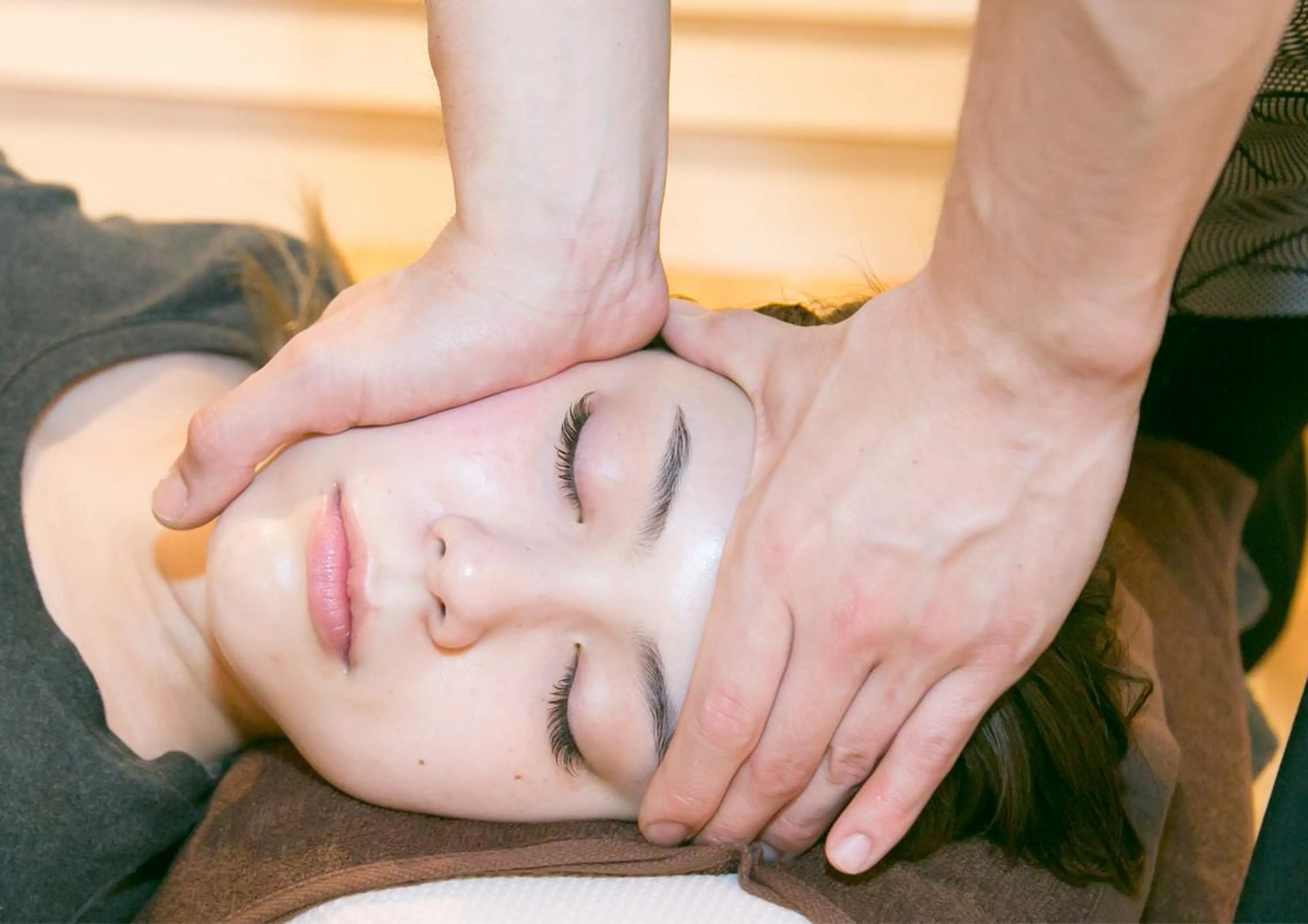 目黒/小顔/骨盤/ 美容鍼/美顔鍼/小林のエステ・リラクイメージ