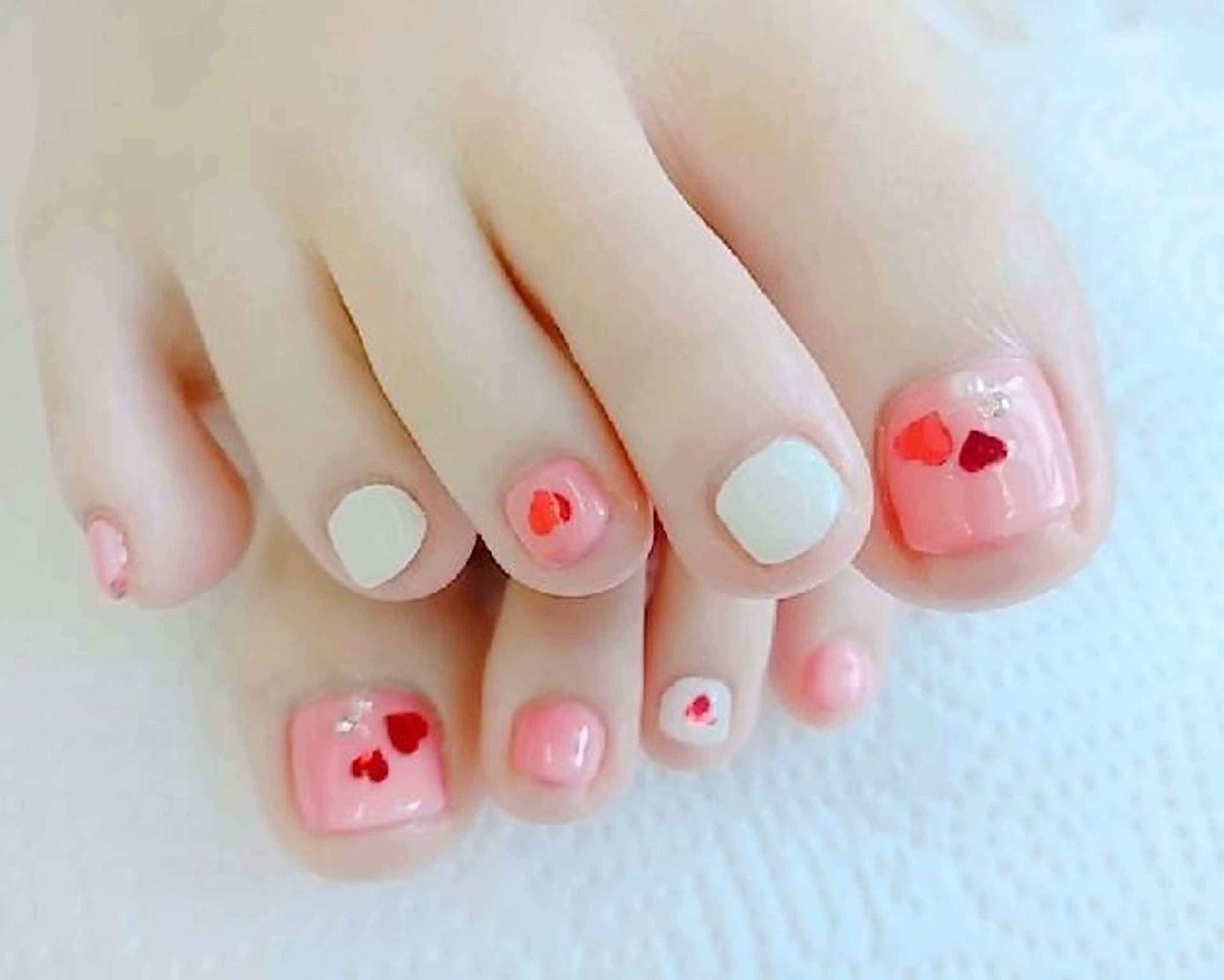 ネイル ハート 持ち込み プライベートサロン RosyLily所属・プライベートサロン Rosy Lilyのネイルデザイン