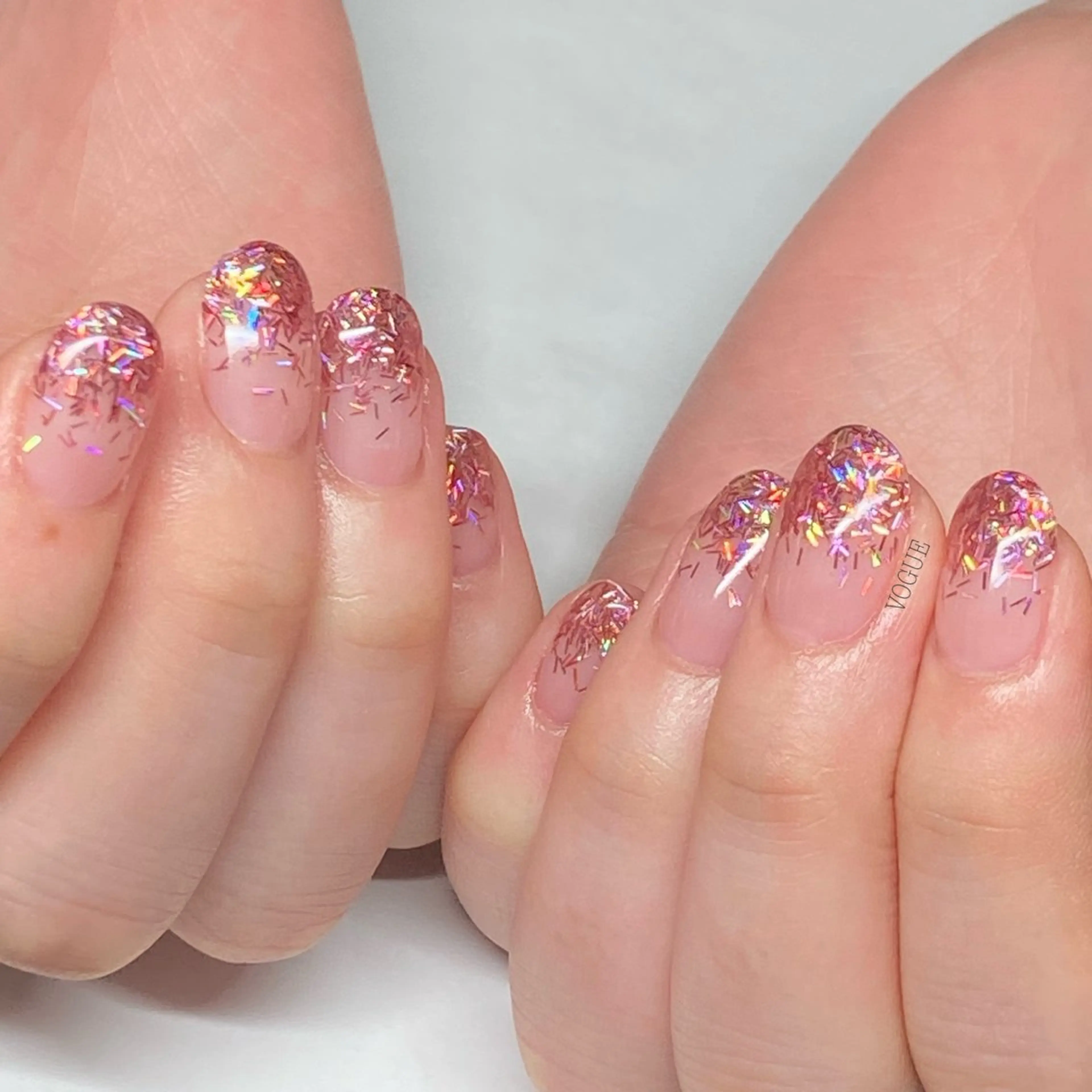 ネイル ハンドネイル VOGUE ×SWANのネイルデザイン