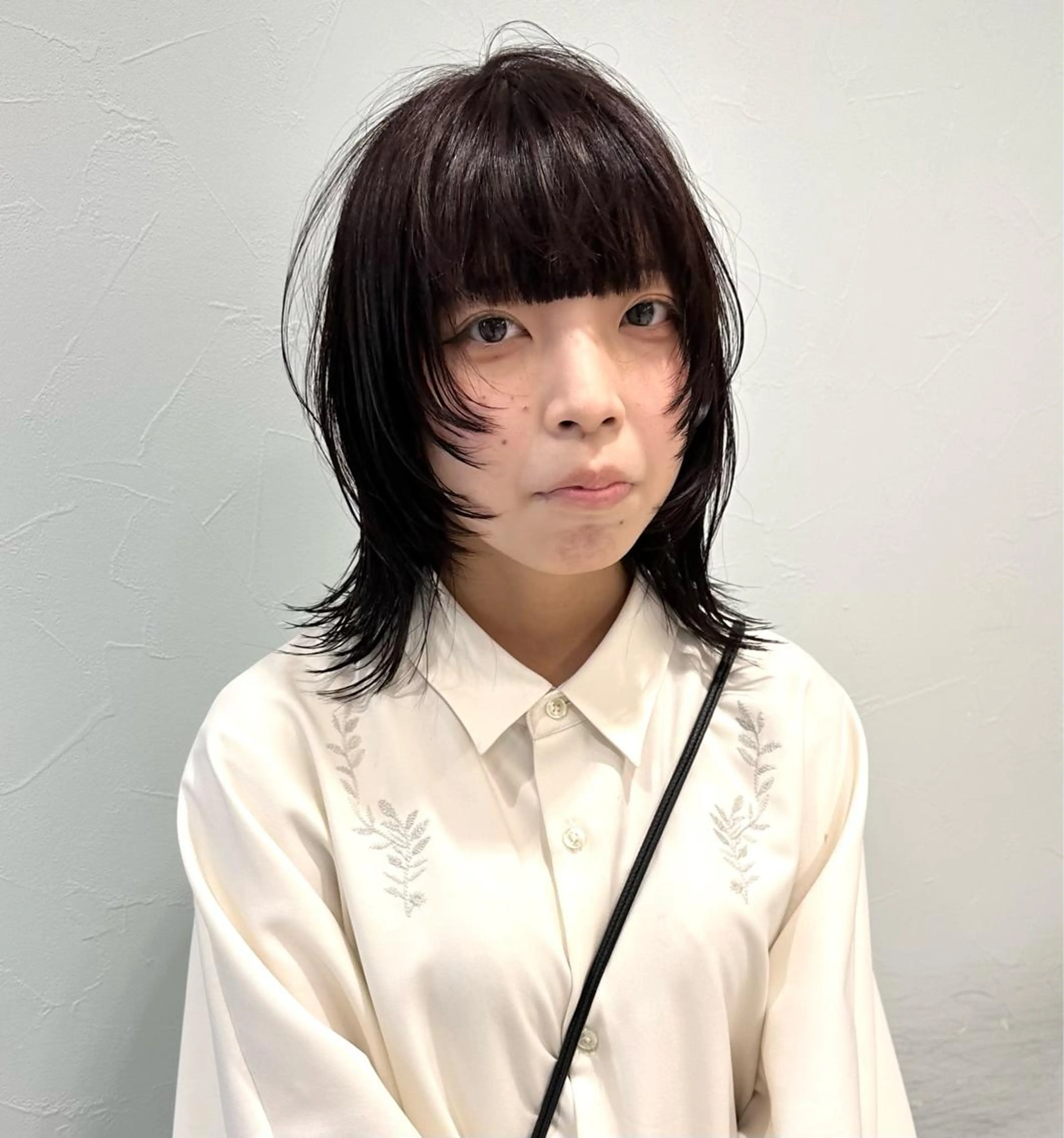 ミディアム カラー ウルフカット カット ヘアカラー 中川 茜里のヘアスタイル