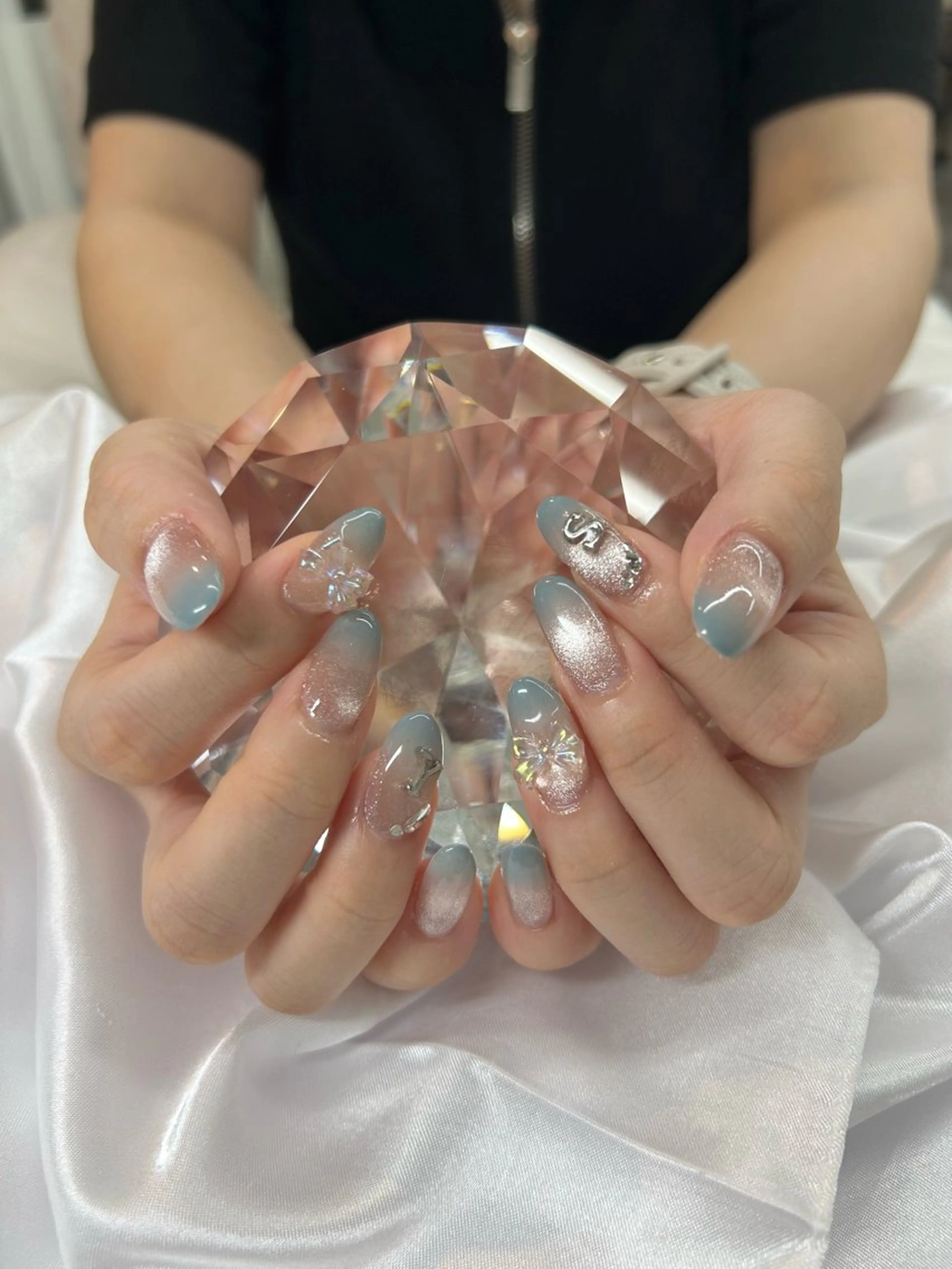 ネイル 長さ出し 上野山 陽菜のネイルデザイン