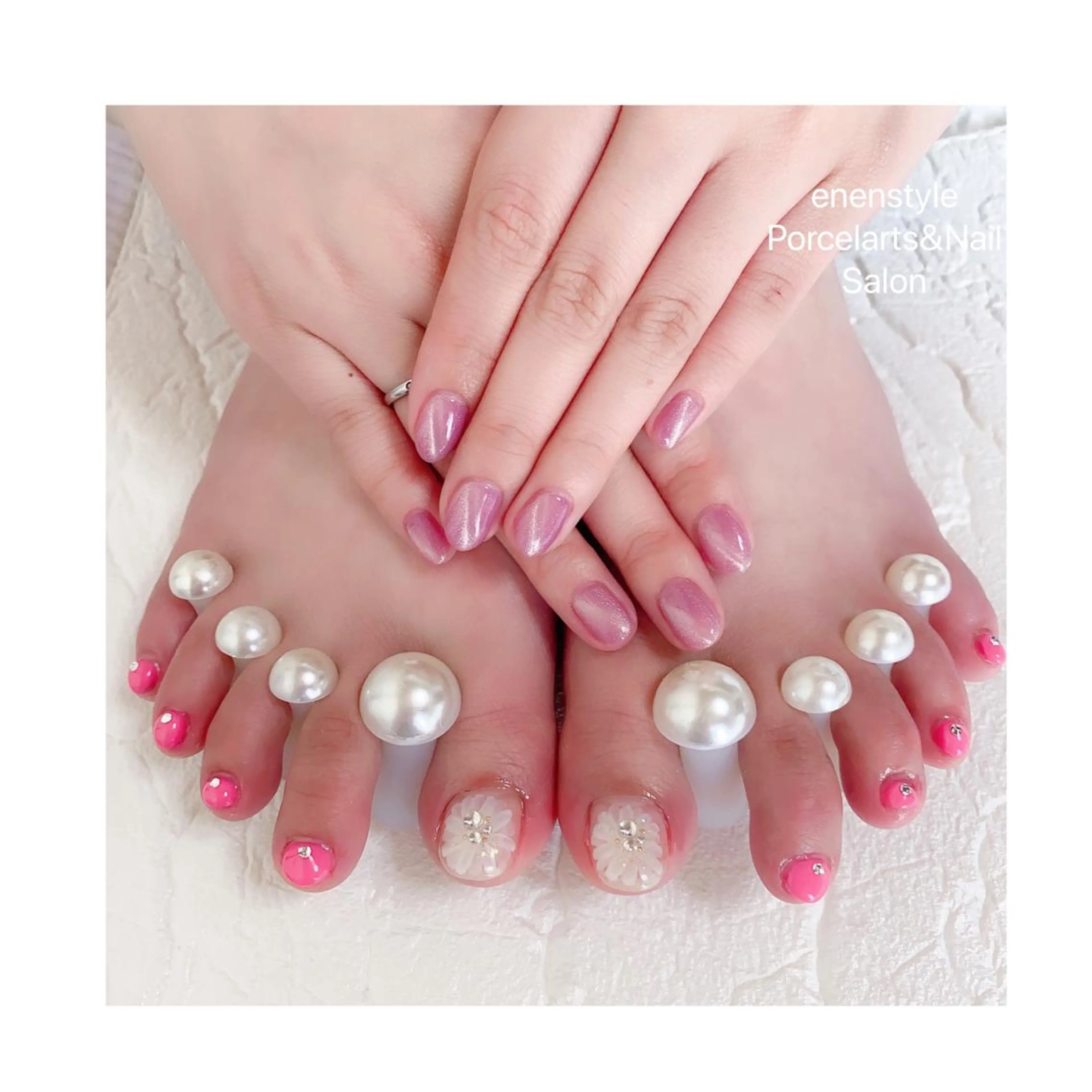 ミディアム ネイル ジェルネイル ニュアンスネイル オフィスネイル ワンカラーネイル パラジェル 👑enen style👑のネイルデザイン