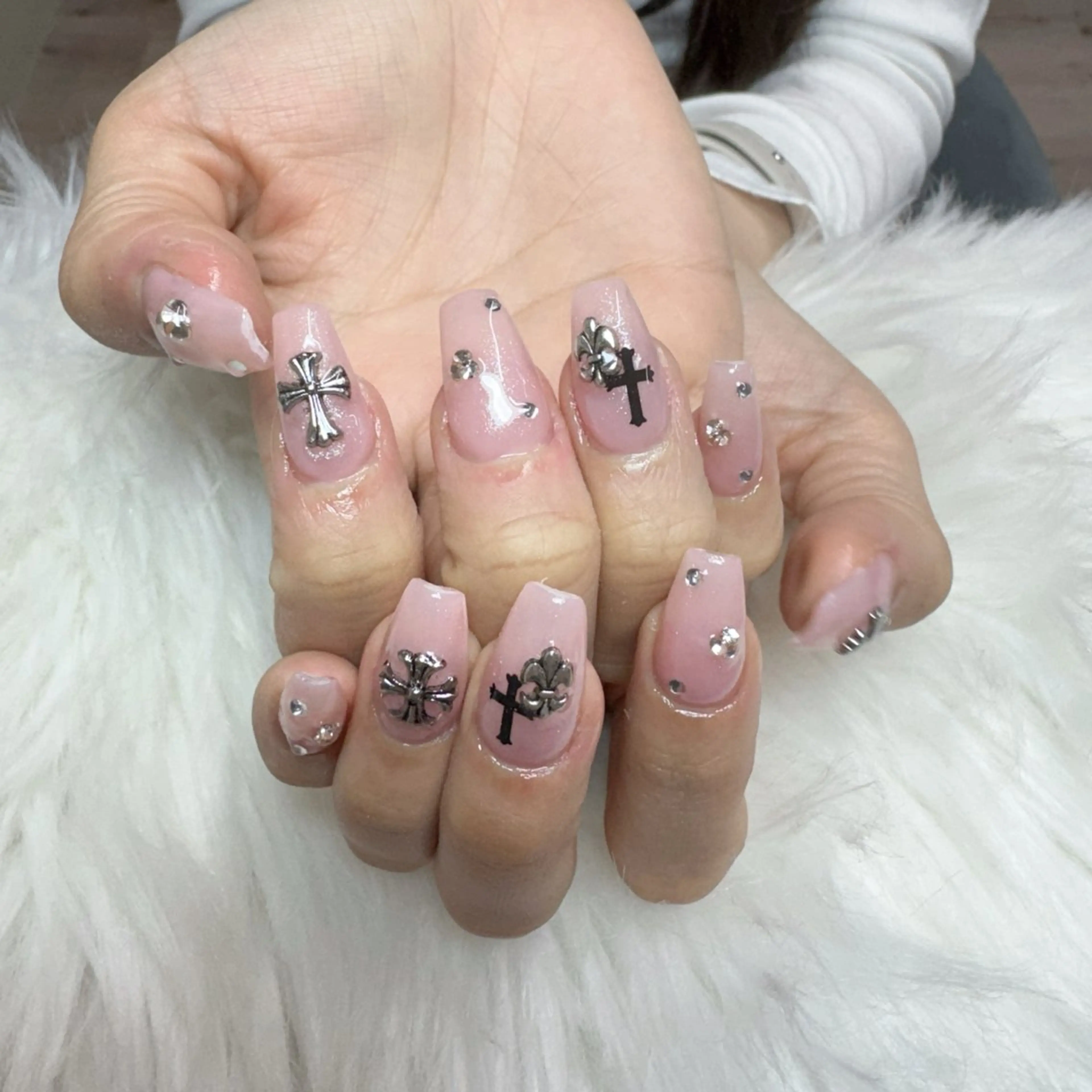 ネイル ハンドネイル 🧸yuki🍯 パラジェル取扱店🐝のネイルデザイン