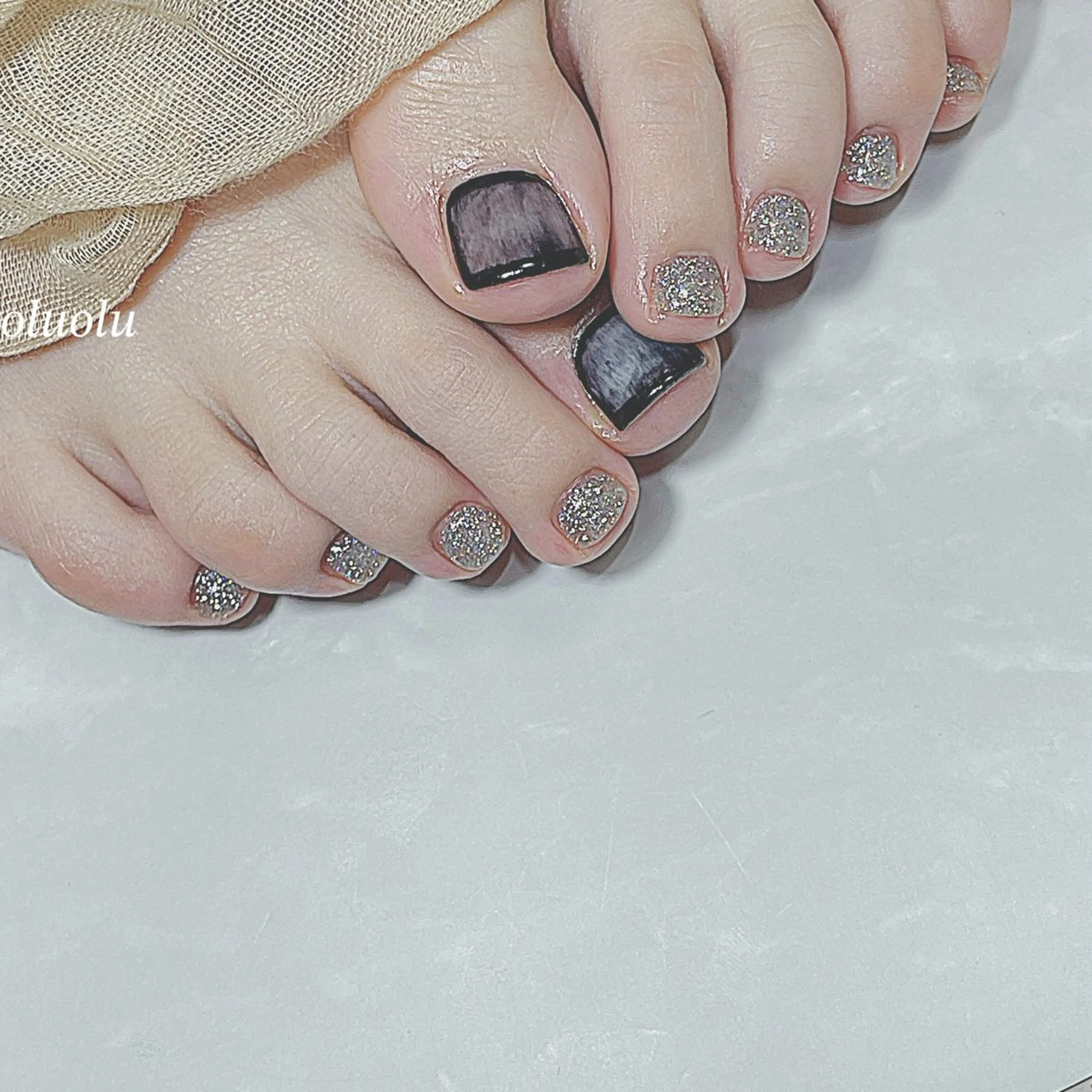 ネイル アートネイル フラッシュネイル フットネイル ニュアンスネイル ショートネイル 大村 紬華のネイルデザイン