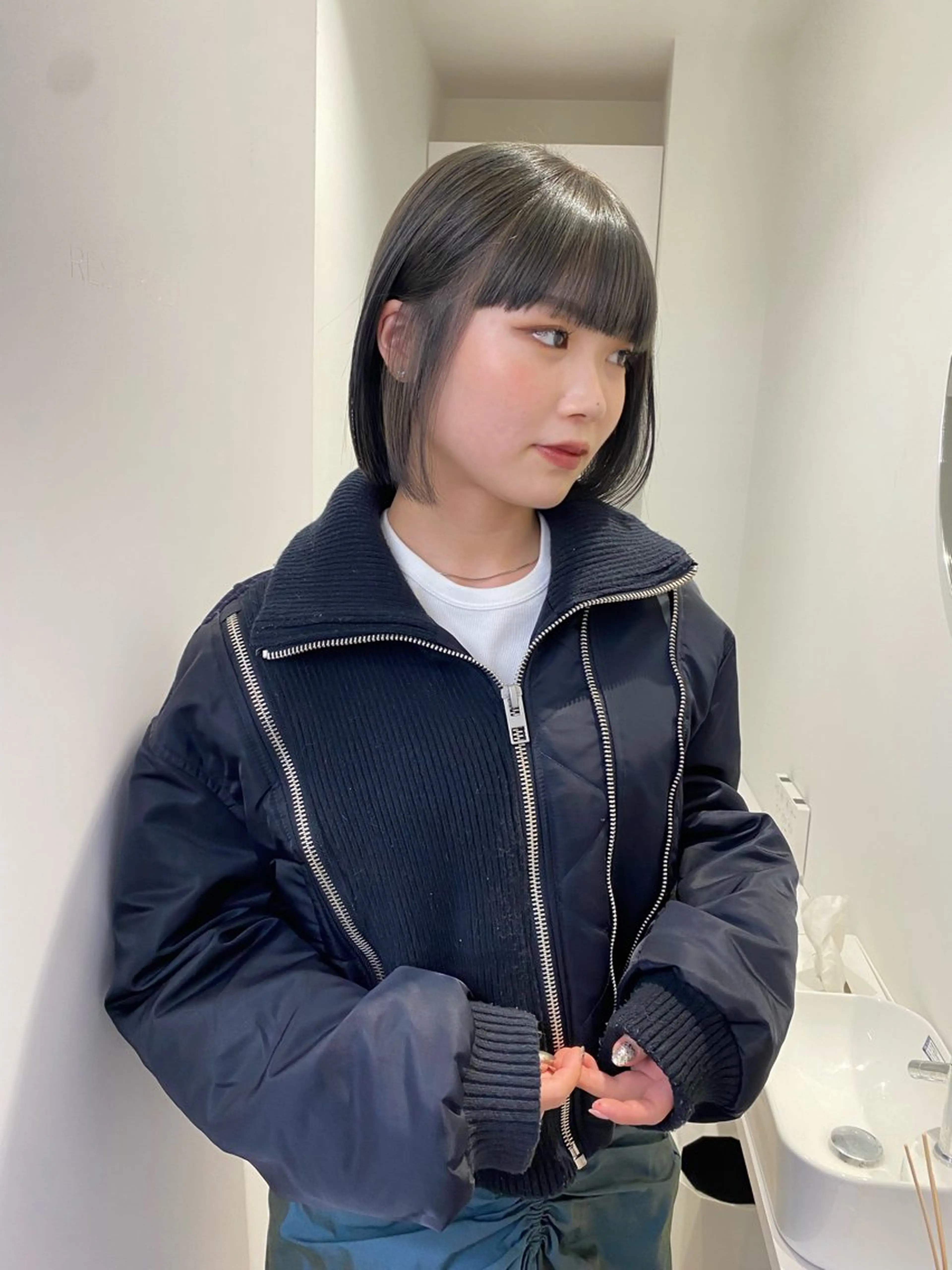 ミディアム ヘアカラー ボブ/ハイトーン REINAのヘアスタイル