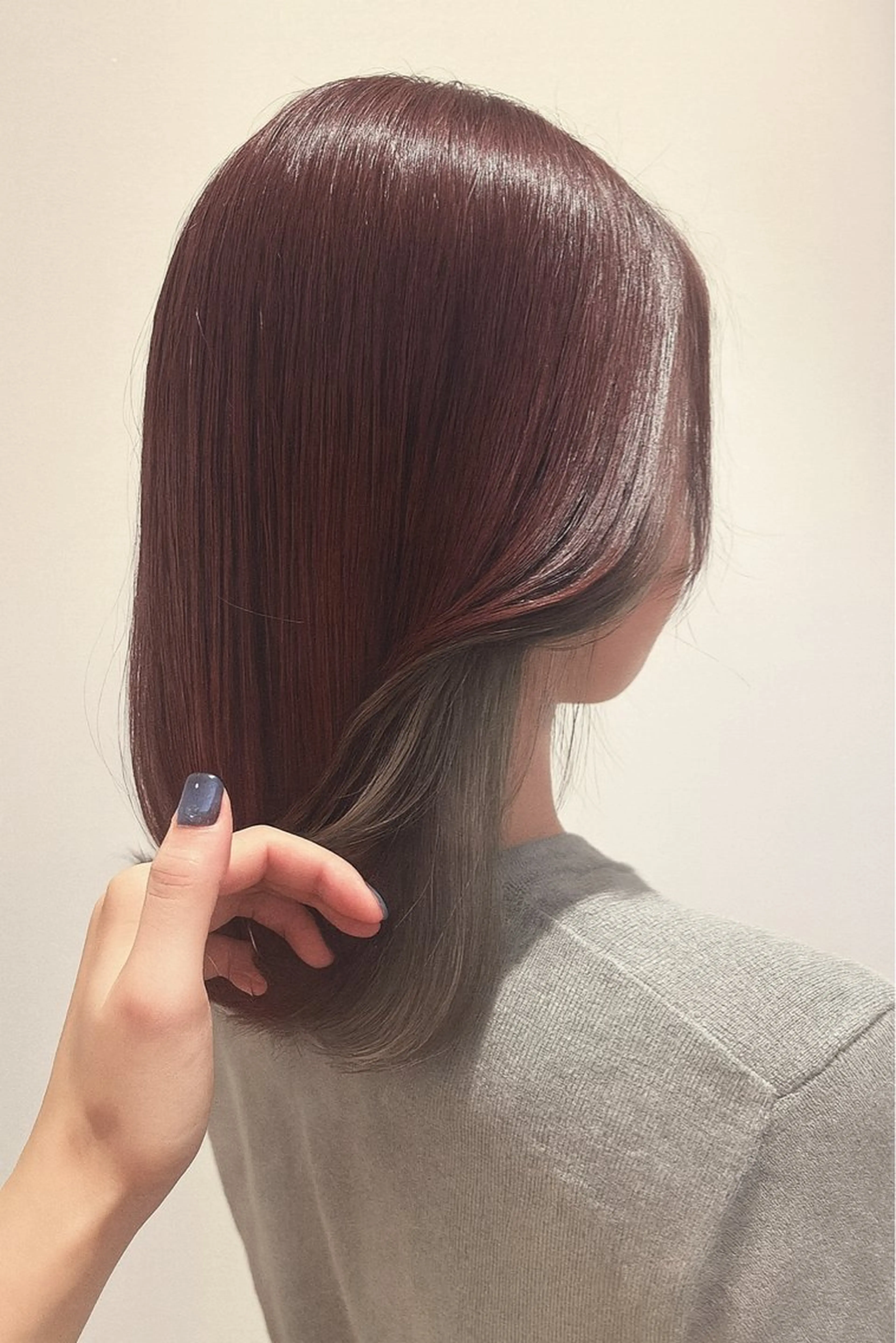 ミディアム 熊谷 鈴のヘアスタイル